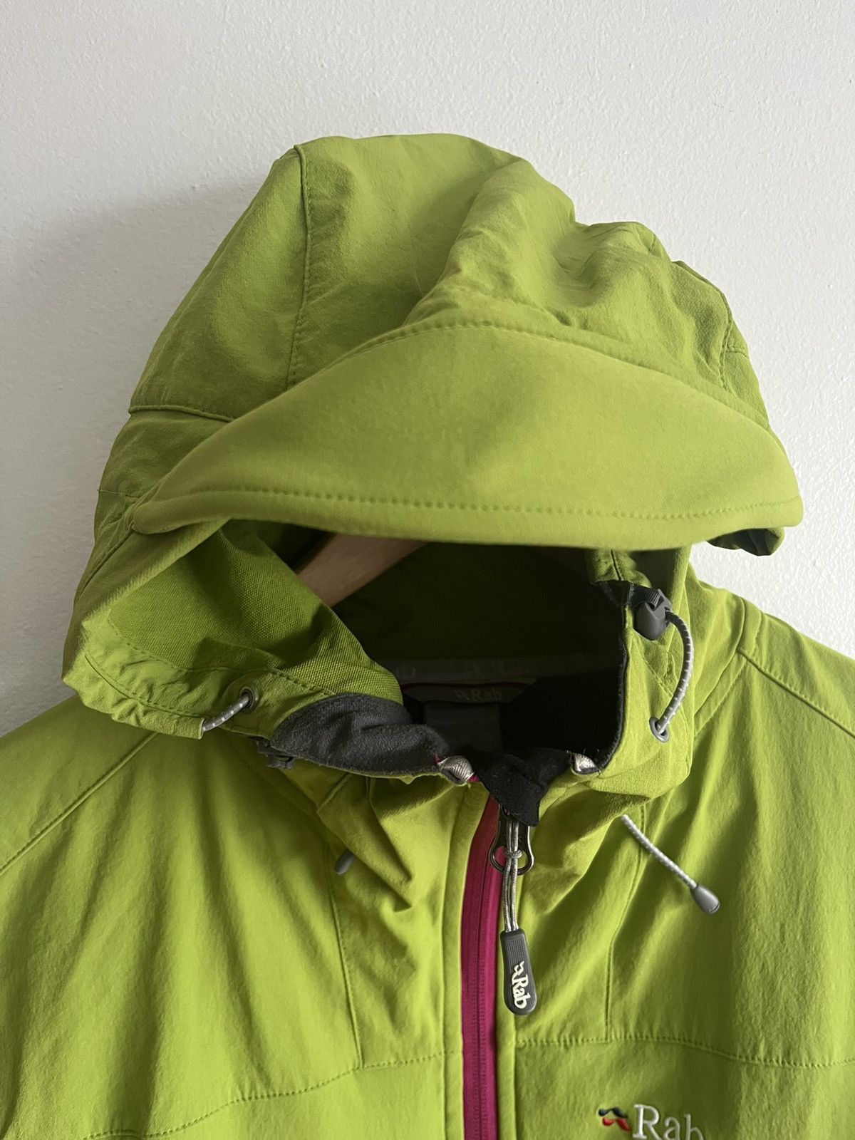 Rab Rab Jacket L Spring Sawtooth Softshell Hoodie Windbreaker Size L / US 10 / IT 46 - 4 Thumbnail