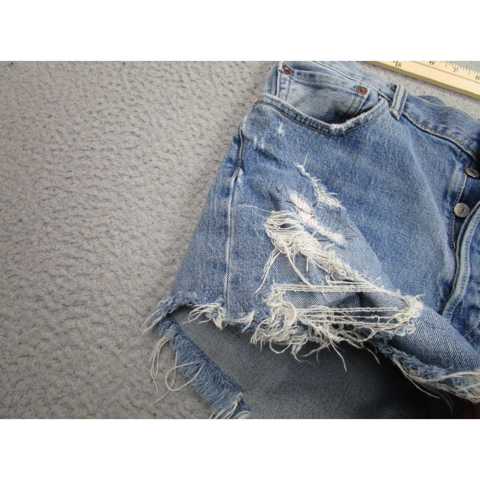 Levi's Levi's 501 Shorts Mens 36 Blue Distressed Cutoff Button Fly Frayed Hem Denim Bermuda Casual Vintage No Size US 36 / EU 52 - 5 Thumbnail