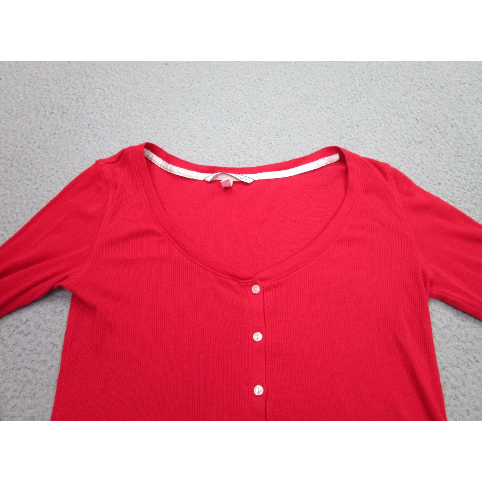 Victoria's Secret VINTAGE Victoria's Secret Womens XS red Bella Swan Henley Long Sleeve Shirt Layer Y2K Size XS / US 0-2 / IT 36-38 - 2 Thumbnail
