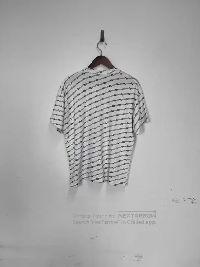 Balenciaga Balenciaga White short-sleeve shirt with logo all over Size US XL / EU 56 / 4 - 4 Thumbnail