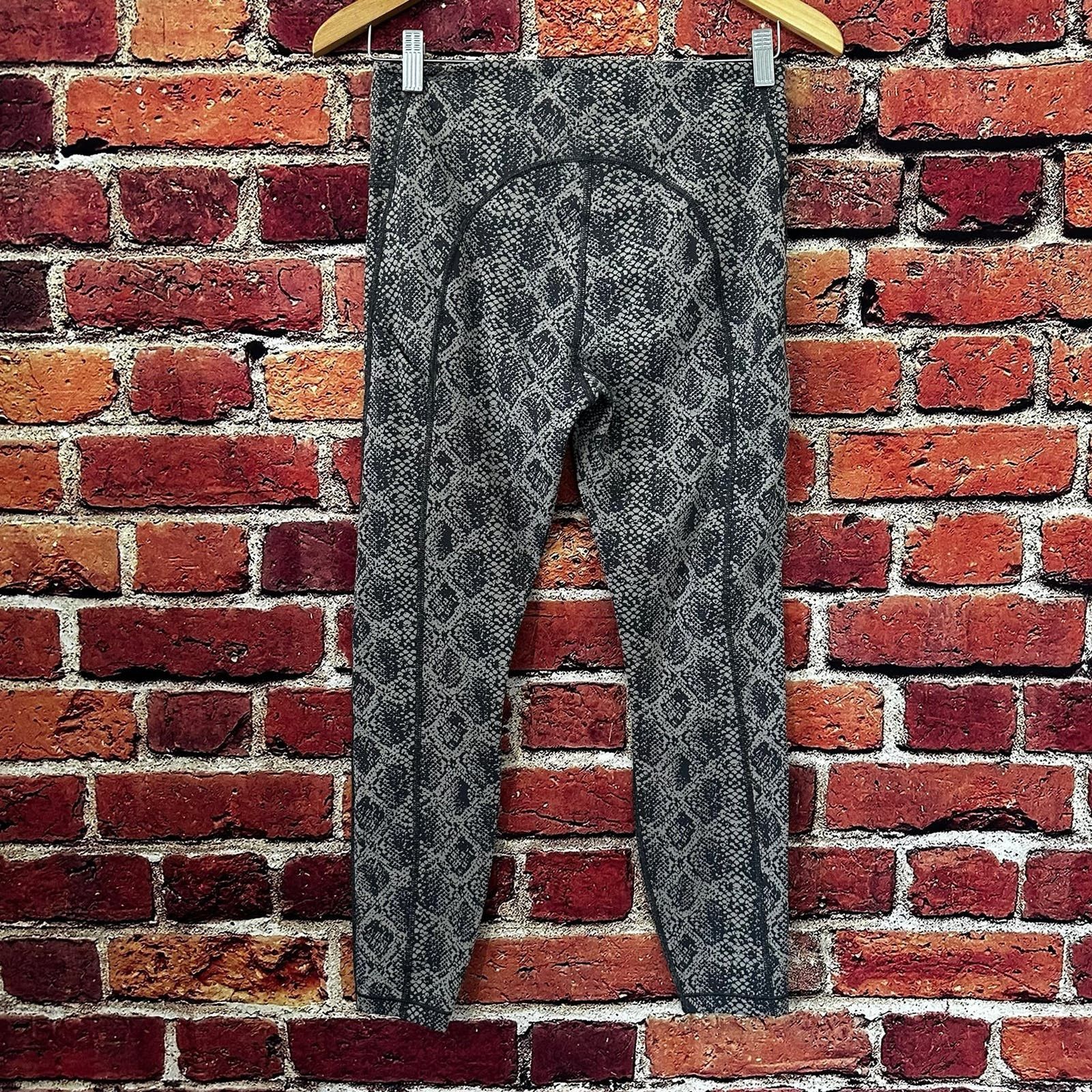 Athleta Athleta leggings size small Size 28" / US 6 / IT 42 - 4 Thumbnail
