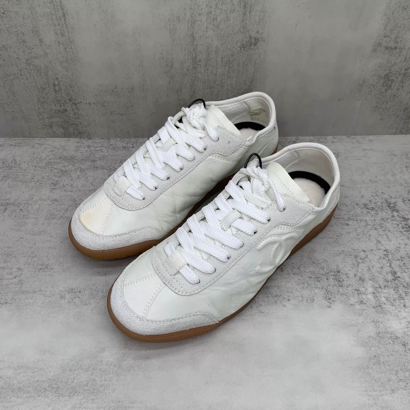 Chanel Chanel White Double C Deerfield Sneaker 36 98 New LX1296 Size US 5.5 / IT 35.5 - 1 Thumbnail