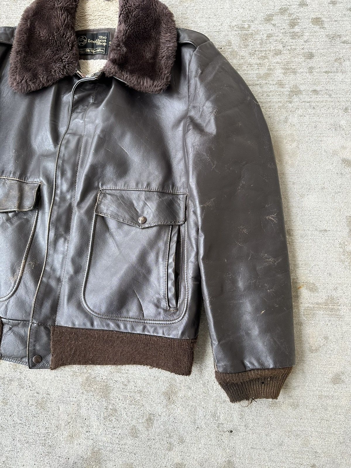 Genuine Leather 70s Shearling Fur-Lined Bomber Flight Jacket Size US L / EU 52-54 / 3 - 2 Thumbnail