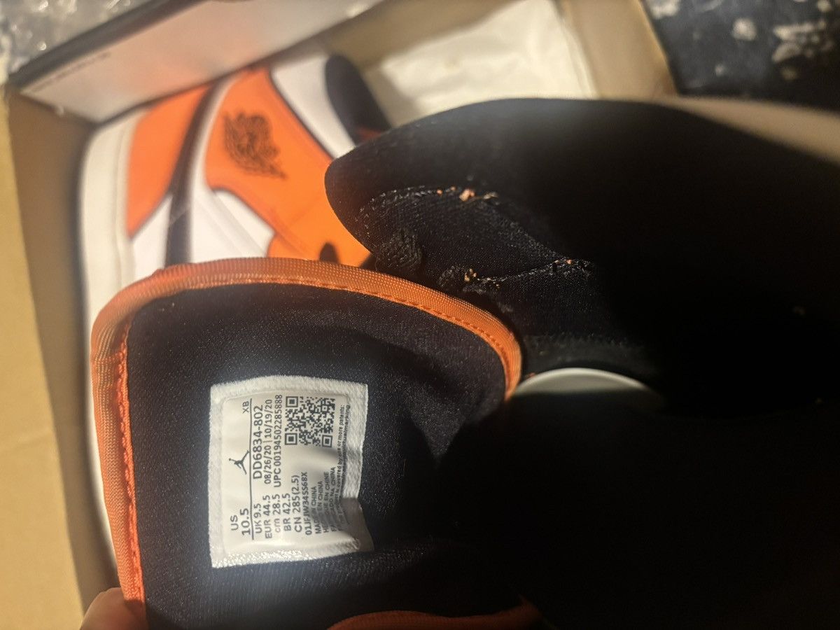 Jordan Brand Jordan 1 Mid Size US 10.5 / EU 43-44 - 11 Thumbnail