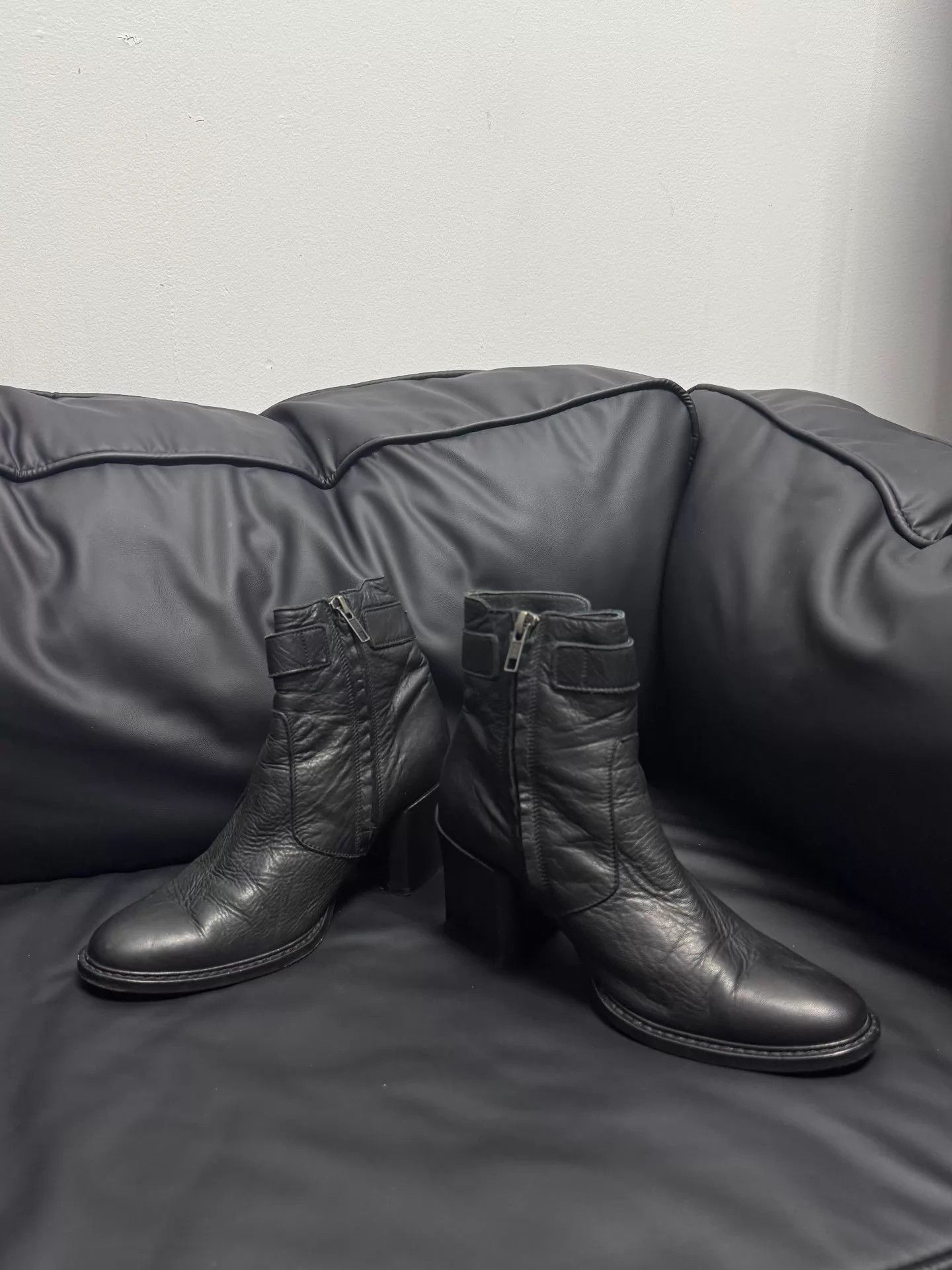 Helmut Lang Helmut Lang 03aw leather boot 36.5 9/10 indie sleaze Size US 6 / IT 36 - 2 Thumbnail