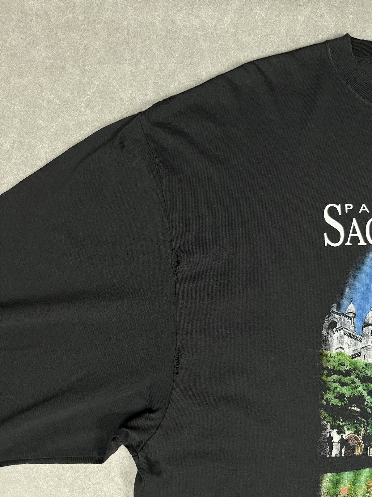 Balenciaga Balenciaga scare couer oversized distressed longsleeve Size US L / EU 52-54 / 3 - 12 Thumbnail