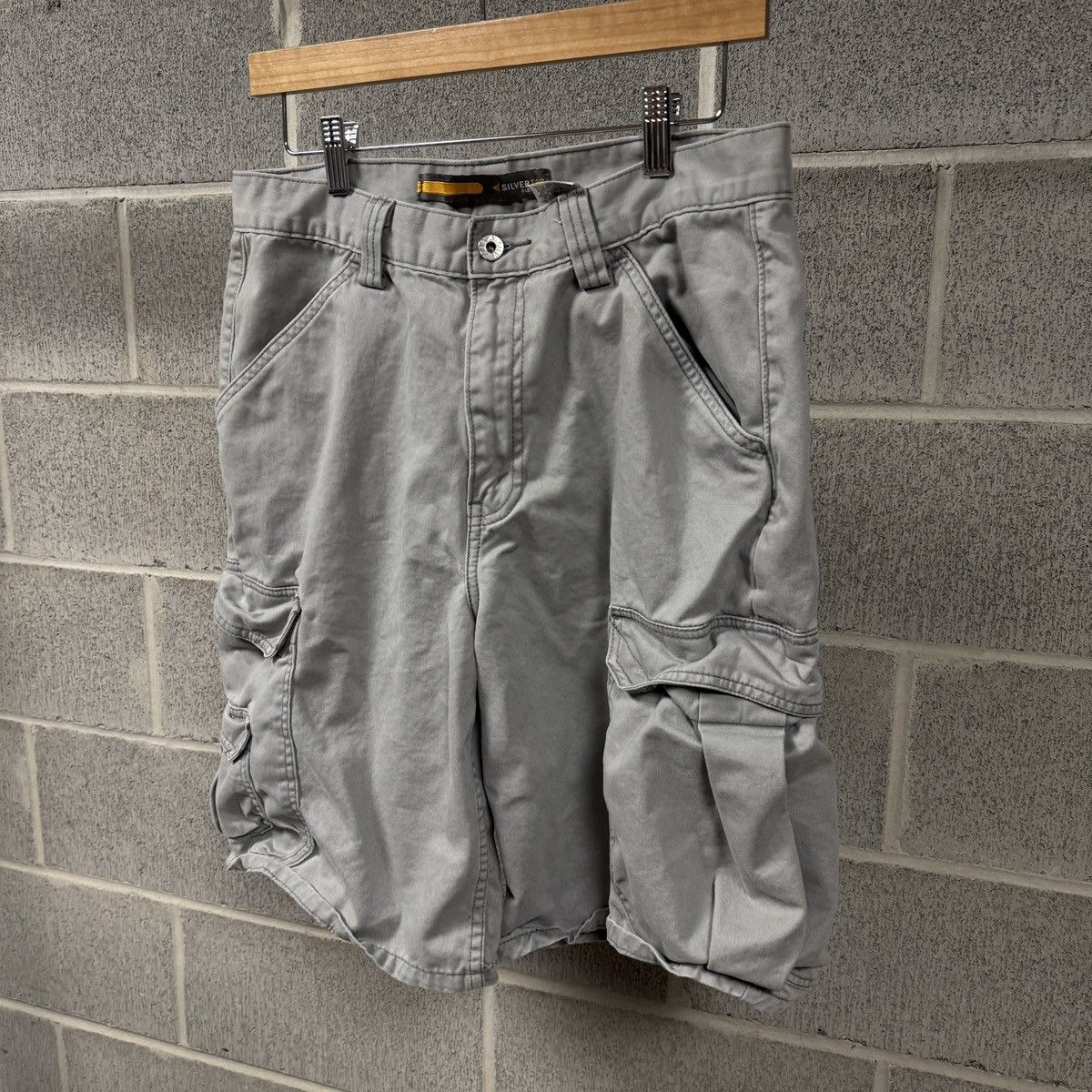 Levi's Y2K Faded Levi's Silvertab Multi Cargo Shorts ERD Grunge Size US 32 / EU 48 - 2 Thumbnail