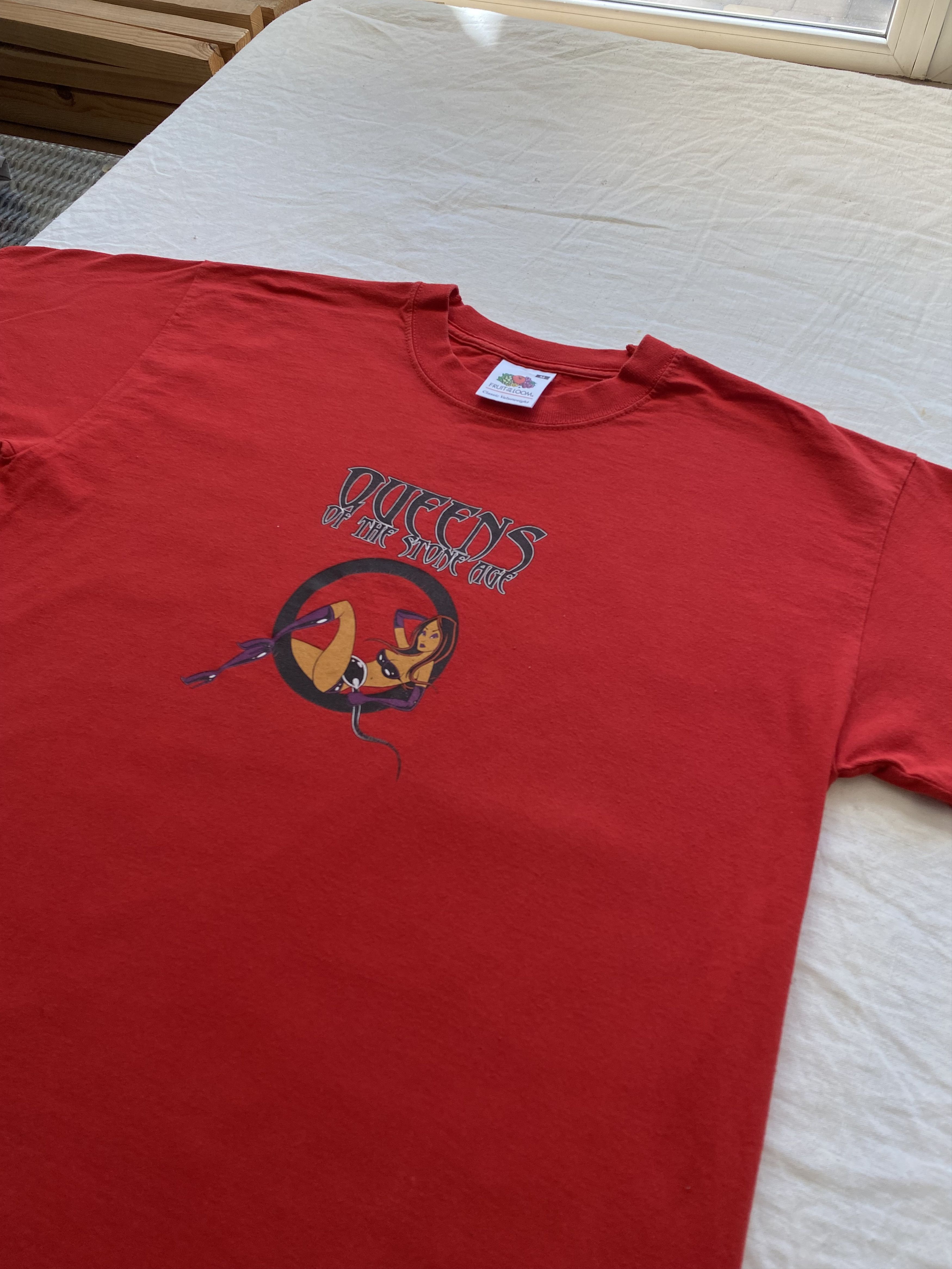 Band Tees × Vintage Queens Of The Stone Age Vintage 2000s Tee Size US M / EU 48-50 / 2 - 19 Thumbnail