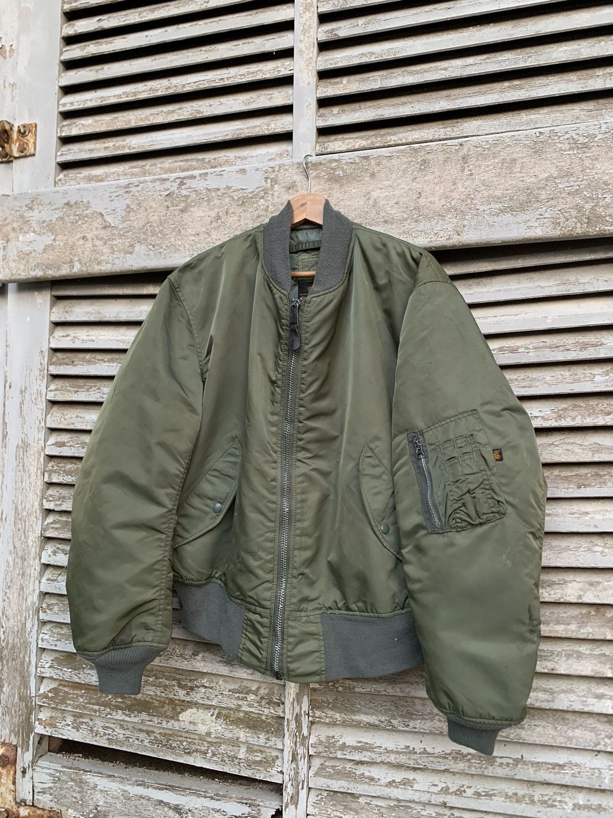 Alpha Industries VINTAGE ALPHA INDUSTRIES MA1 MAN INTERMEDIATE BOMBER JACKET Size US L / EU 52-54 / 3 - 4 Thumbnail