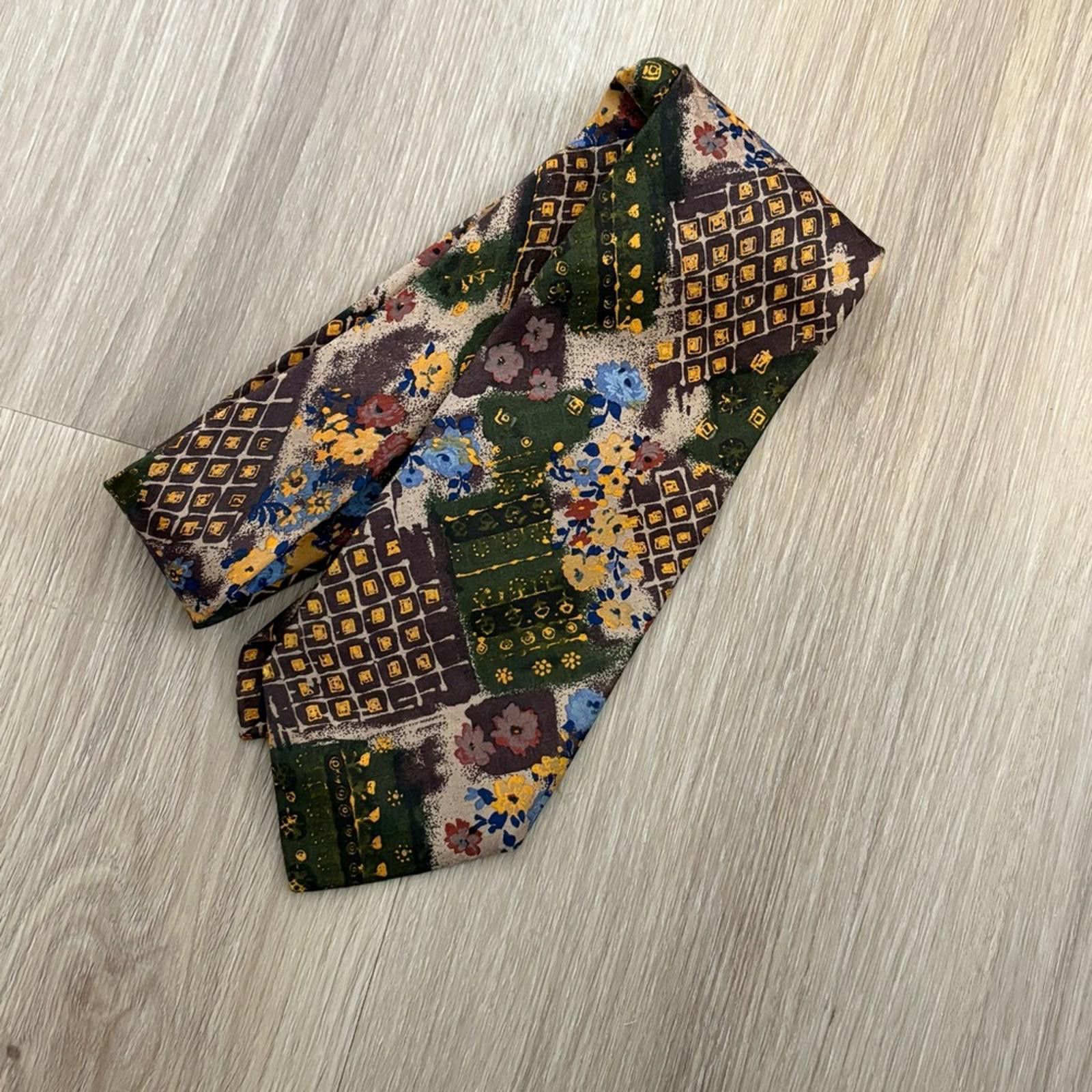 Lorenzo Uomo Lorenzo 1964 Vintage Silk Tie Abstract Floral & Geometric Size ONE SIZE - 1 Thumbnail