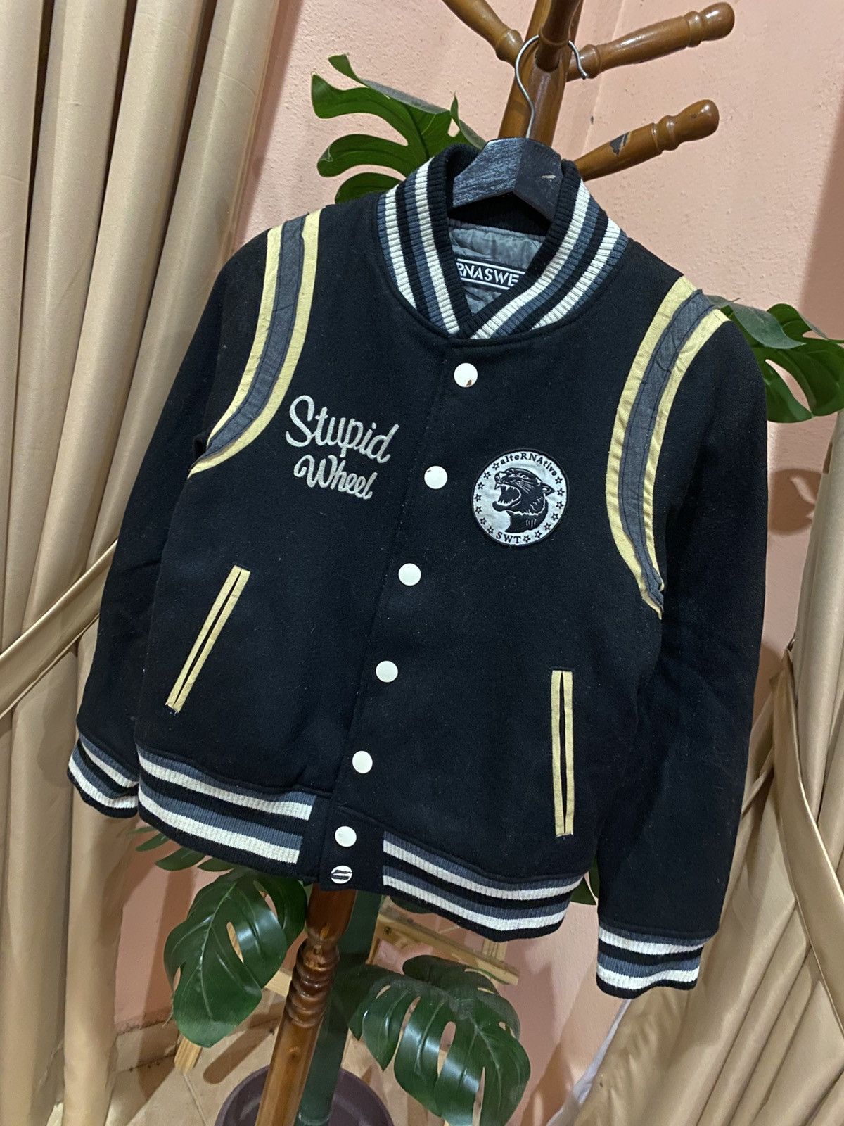Japanese Brand Vintage RNASWEAT Stupid Wheel Varsity Jacket Wool Blend Size S / US 4 / IT 40 - 2 Thumbnail