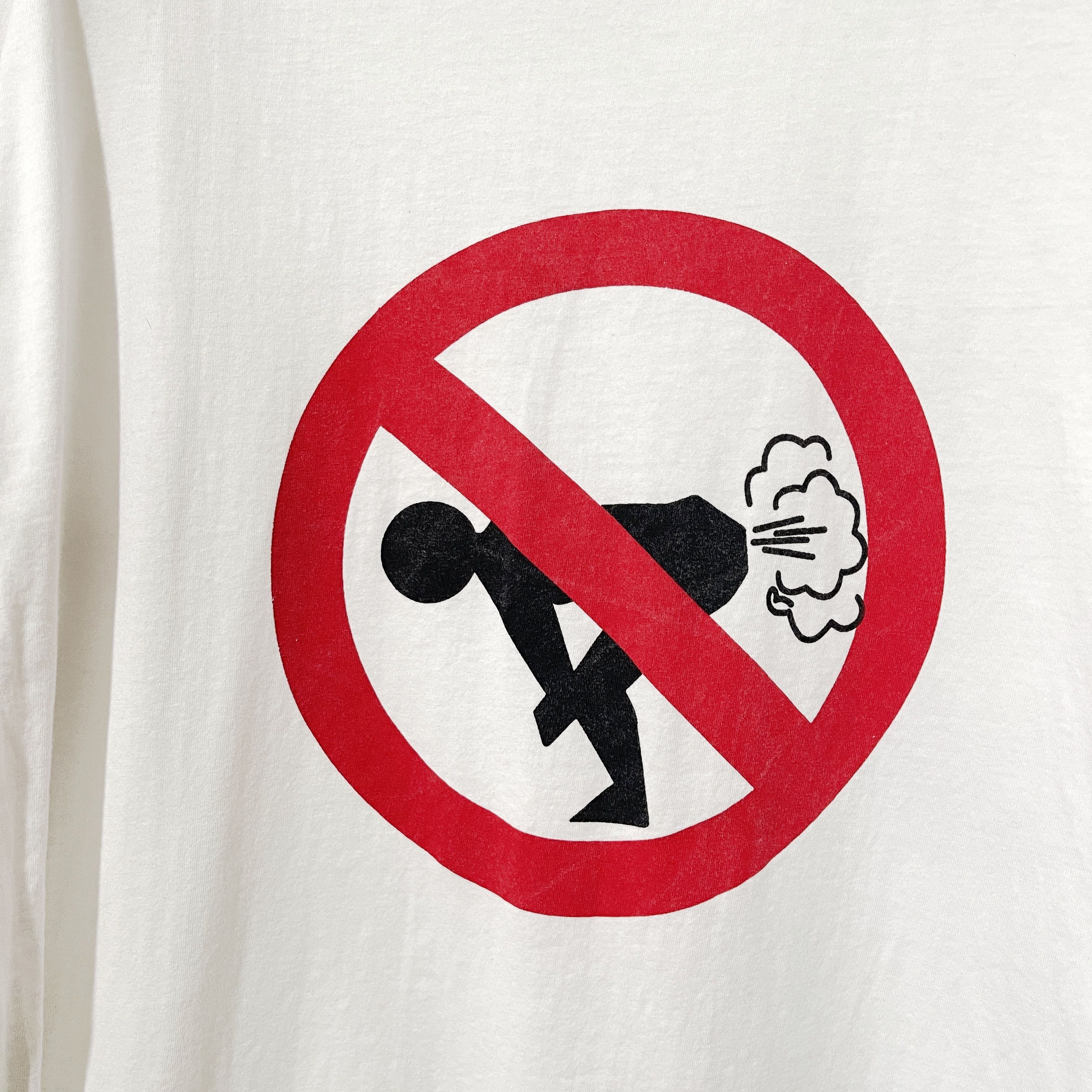 Vintage Vintage 90s No Farting T-Shirt Size US M / EU 48-50 / 2 - 2 Thumbnail