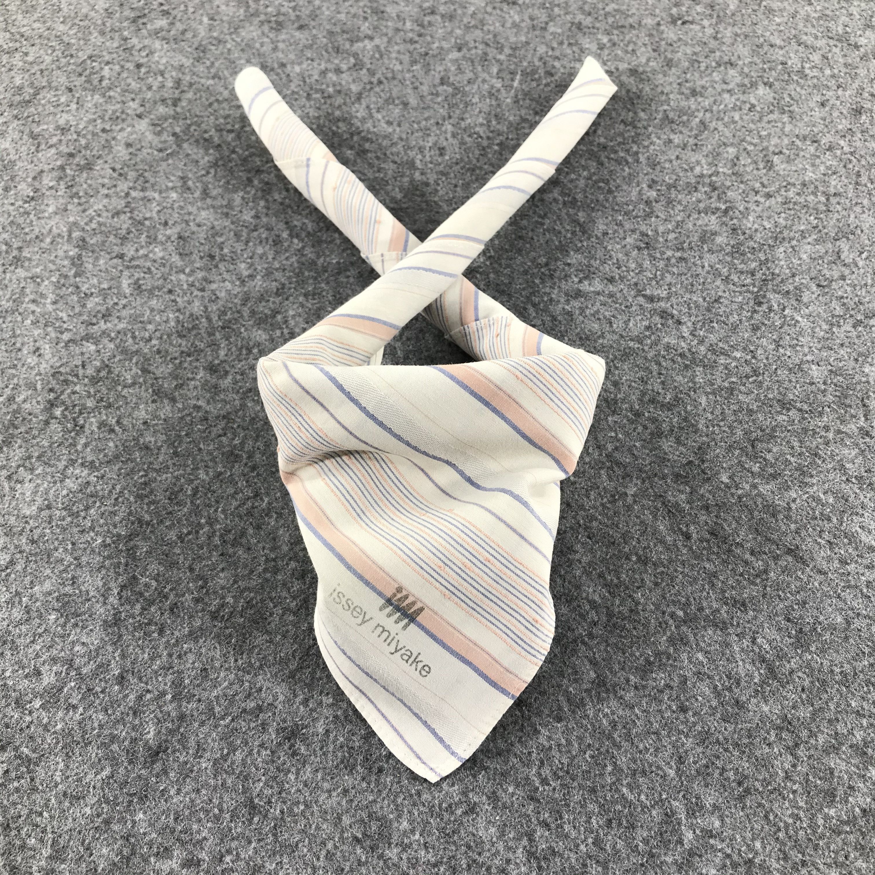 Issey Miyake × Japanese Brand × Vintage Issey Miyake Handkerchief Neckerchief Bandana H237 Size ONE SIZE - 2 Thumbnail