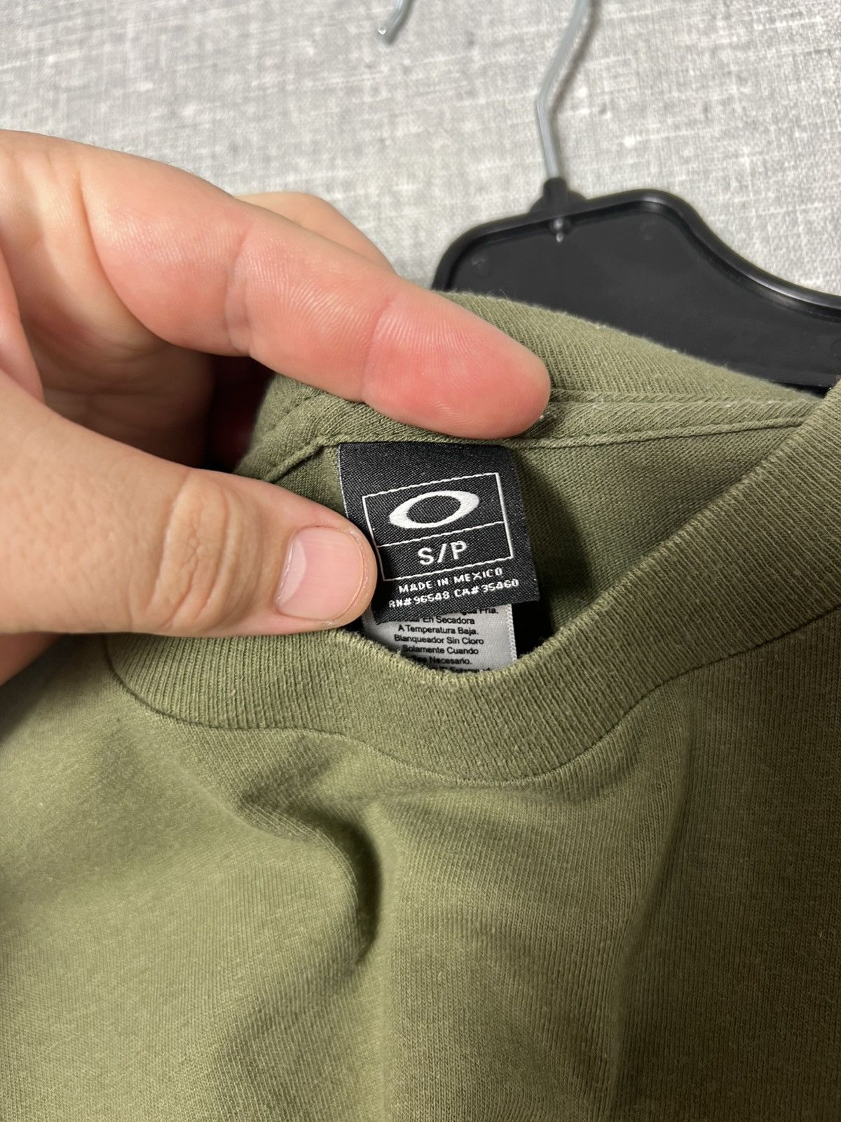 Oakley × Vintage Oakley Double Sided Big Logo Khaki Tee Men’s Size S Size US S / EU 44-46 / 1 - 12 Thumbnail
