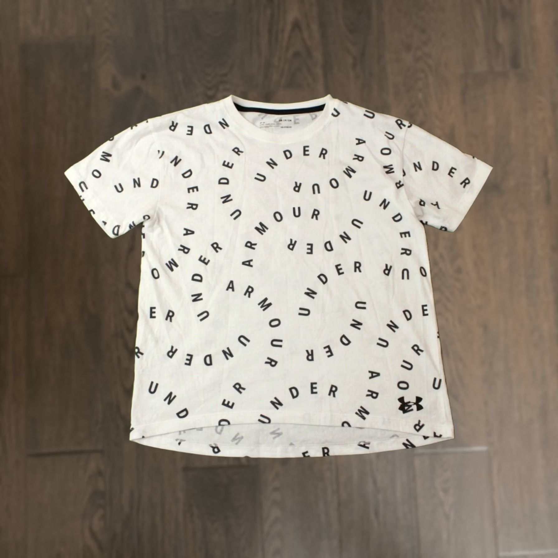 Under Armour UNDER ARMOUR HEATGEAR TRAINING SHIRT JERSEY SMALL WHITE CROSSFIT Size US S / EU 44-46 / 1 - 1 Thumbnail