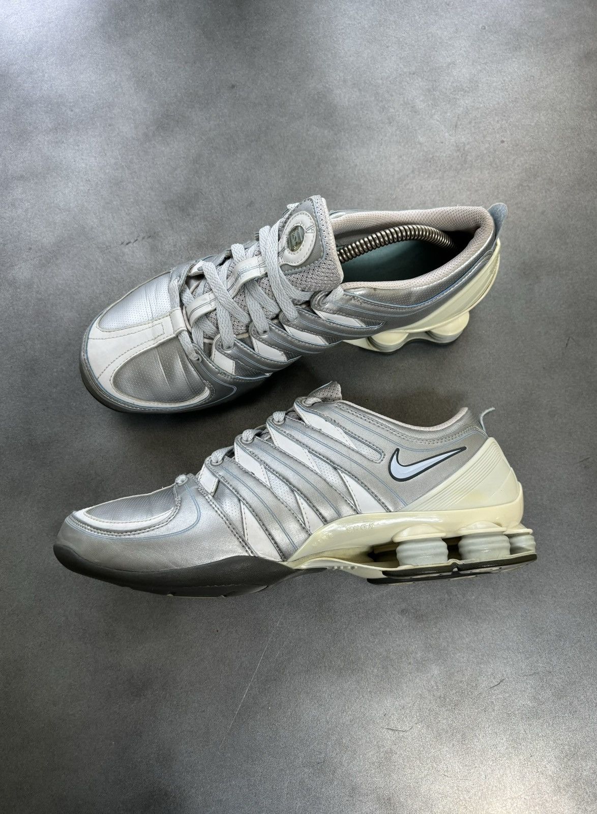 Nike 2006 Nike Shox MC 2000s Vintage 313764-041 Y2K Ballerina Wmn Size US 9.5 / IT 39.5 - 2 Thumbnail