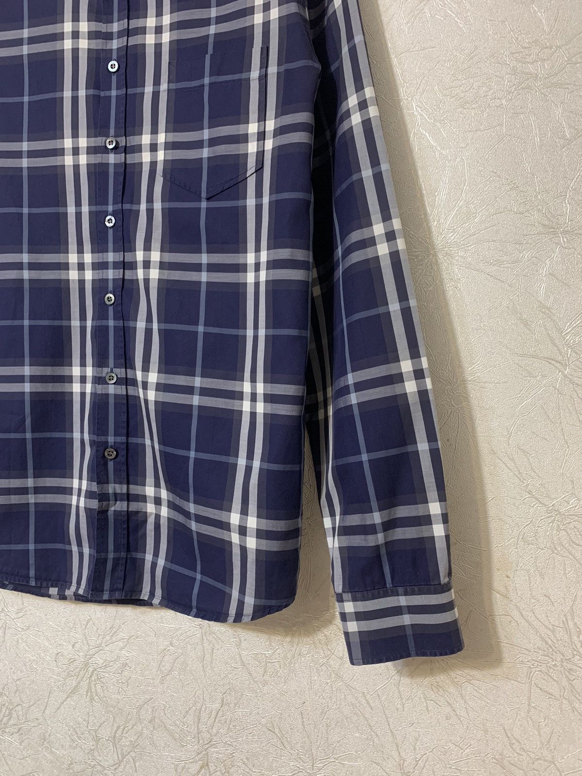 Burberry Burberry Men’s Blue Checked Shirt Button UP Size L. Size US L / EU 52-54 / 3 - 3 Thumbnail