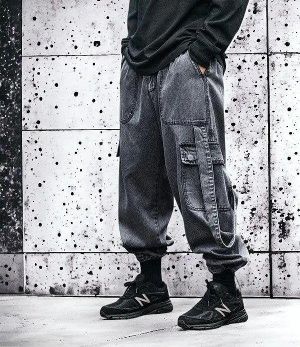 VIBE Gray Cargo Cropped Denim Jeans Size US 30 / EU 46 - 4 Thumbnail