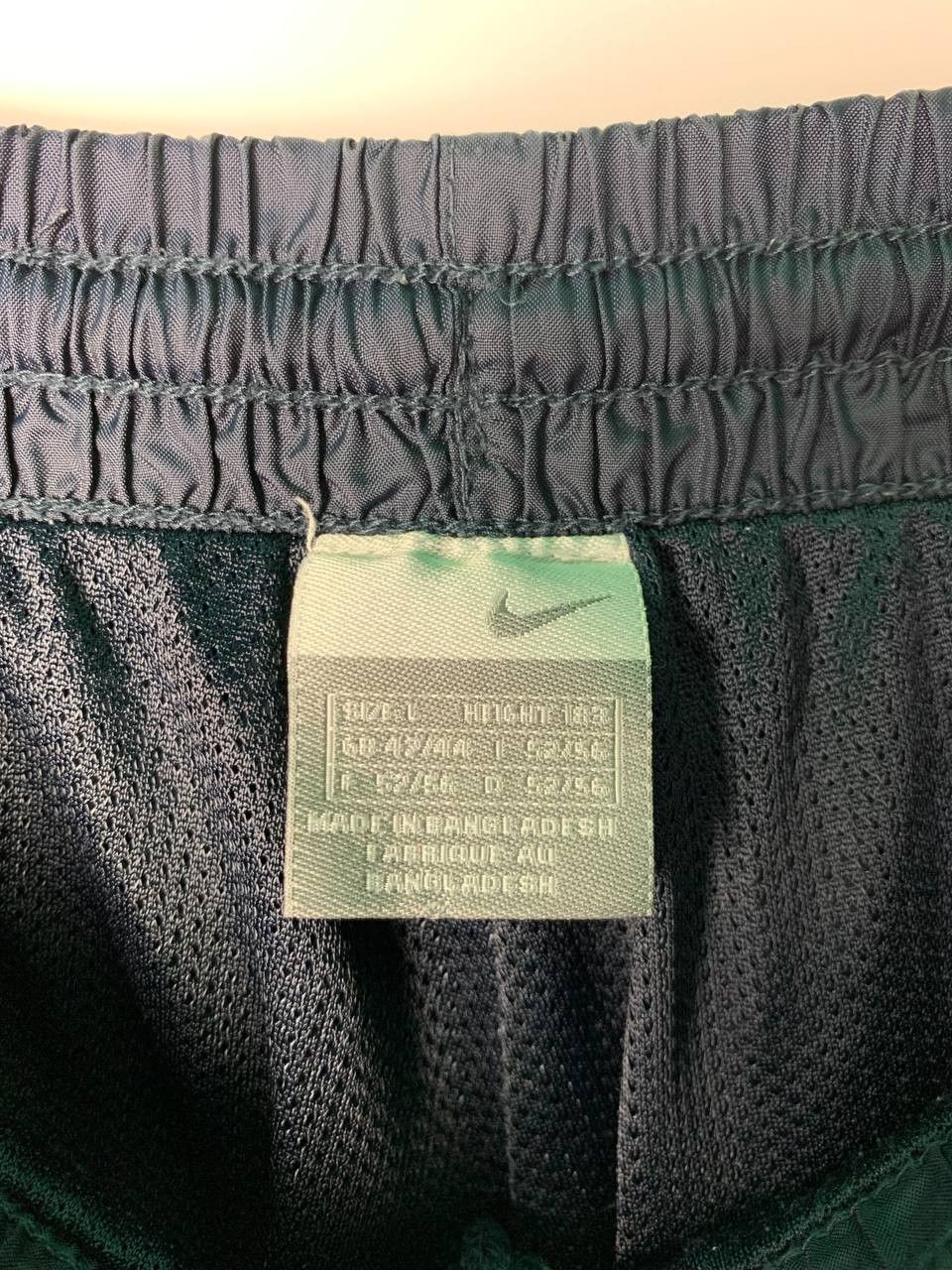 Nike Vintage Y2K Nike Nylon Track Pants Size L Size US 34 / EU 50 - 5 Thumbnail