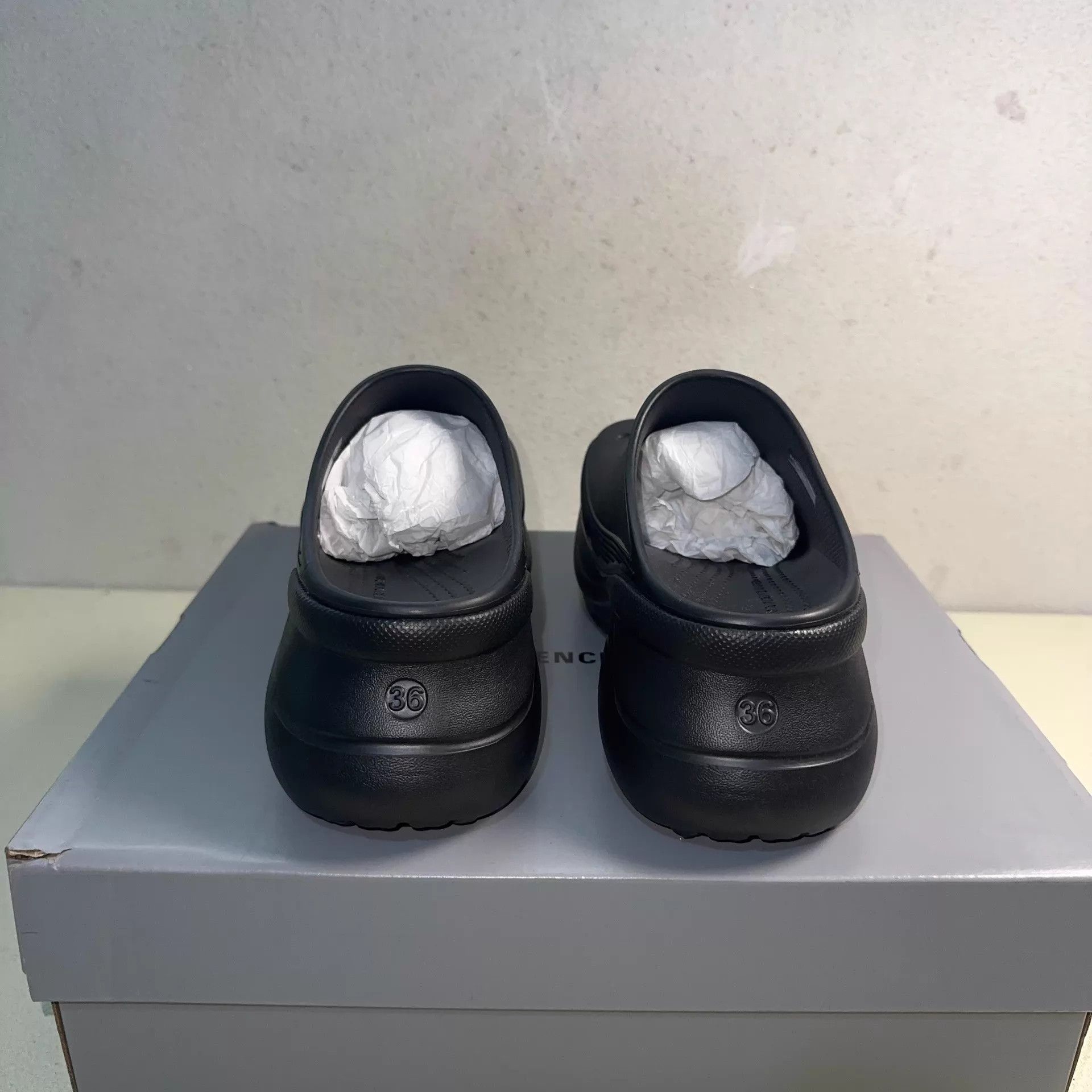 Balenciaga Balenciaga x Crocs Platform Mule Black 36/38 Size Size US 5.5 / IT 35.5 - 3 Thumbnail