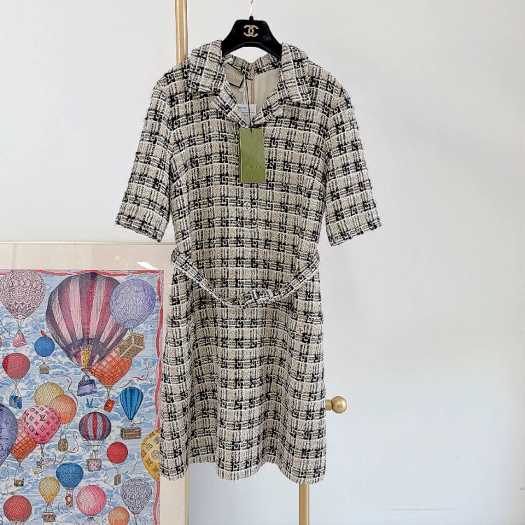 Gucci Gucci GG check dress 42 with tags 4487 Size M / US 6-8 / IT 42-44 - 1 Thumbnail