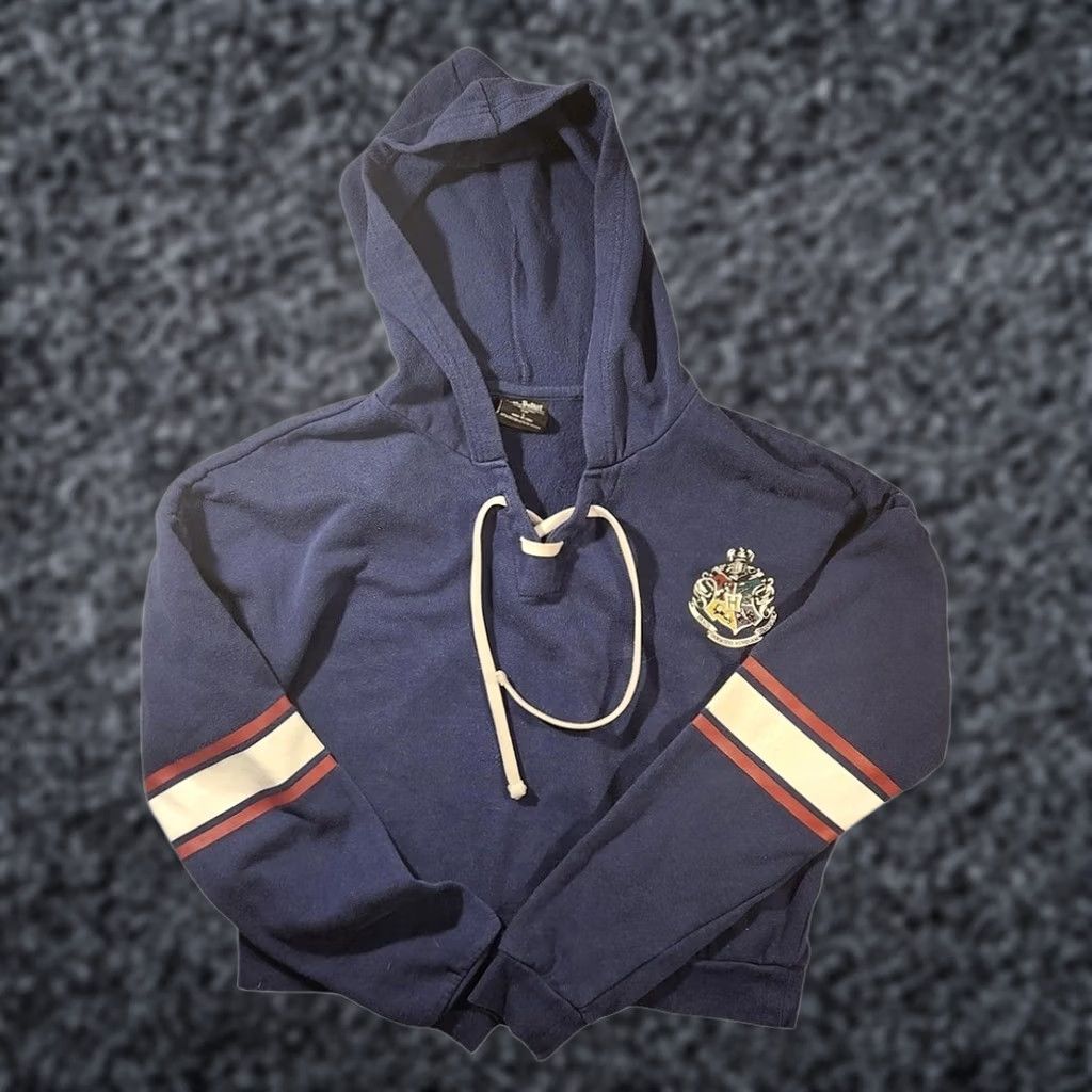 Vintage Harry Potter Hoodie Large Blue Hogwarts Crest Fleece Pullover Graphic Top Size US L / EU 52-54 / 3 - 1 Thumbnail