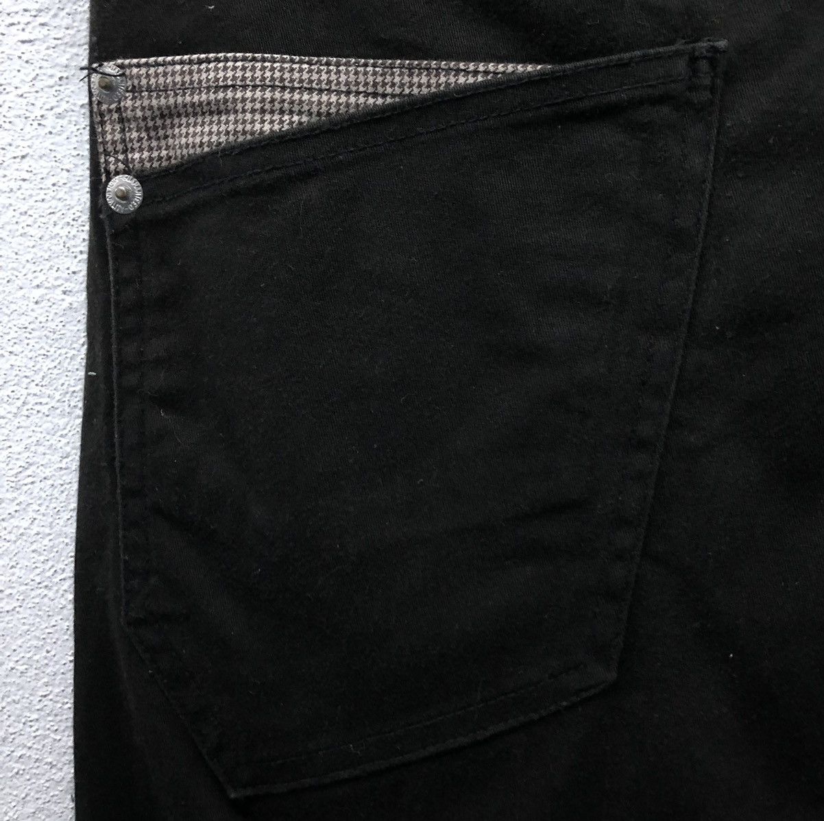 Vintage Bee Bell Black Cropped Pants with Contrast Pockets – Size 3 Size US 33 - 12 Thumbnail