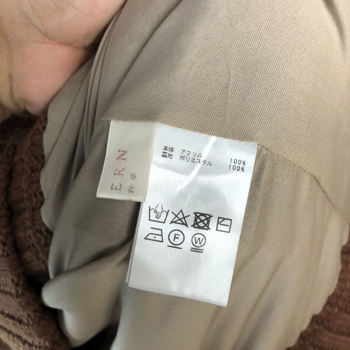 Japanese Brand Pattern Cardigan aran isle cable Knitwear Hoodie #A1086 Size L / US 10 / IT 46 - 9 Thumbnail
