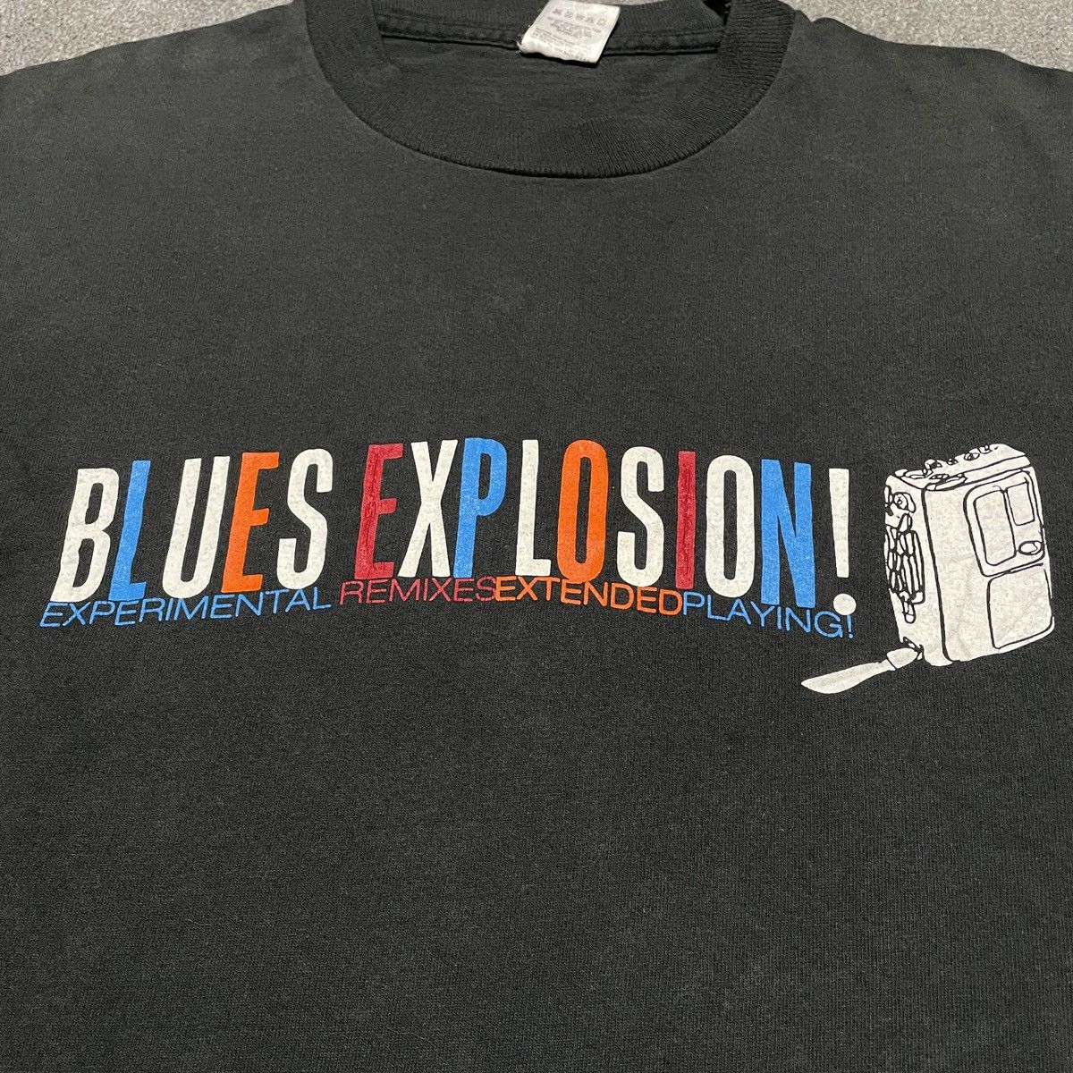 Band Tees Vintage The John Spencer Blues Explosion T-shirt Size US L / EU 52-54 / 3 - 2 Thumbnail