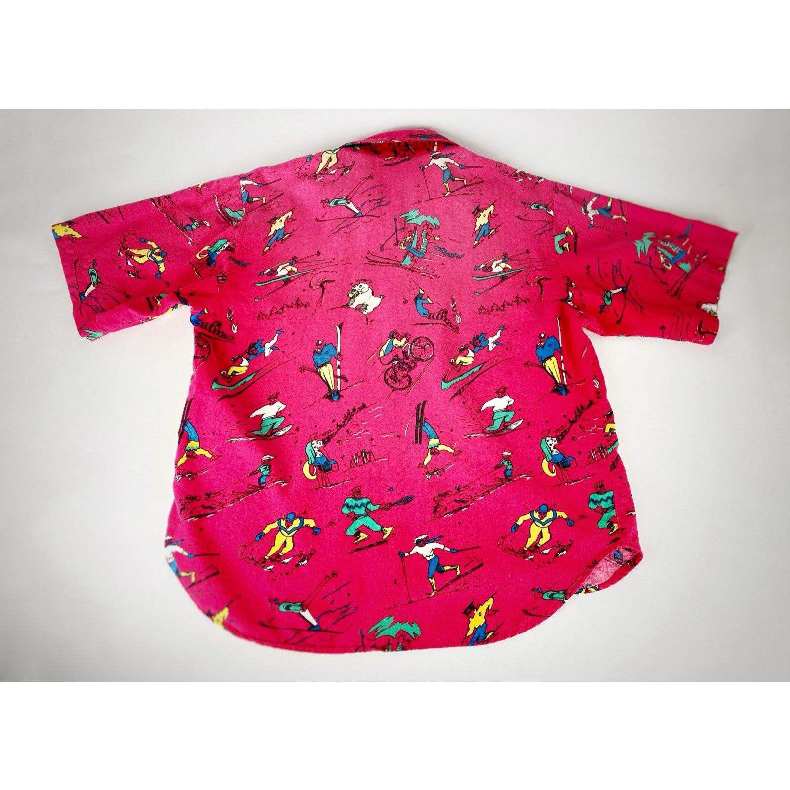 Vintage VTG Heet Cartoon Sports Button Up Shirt Distressed Sz S Size US S / EU 44-46 / 1 - 11 Thumbnail