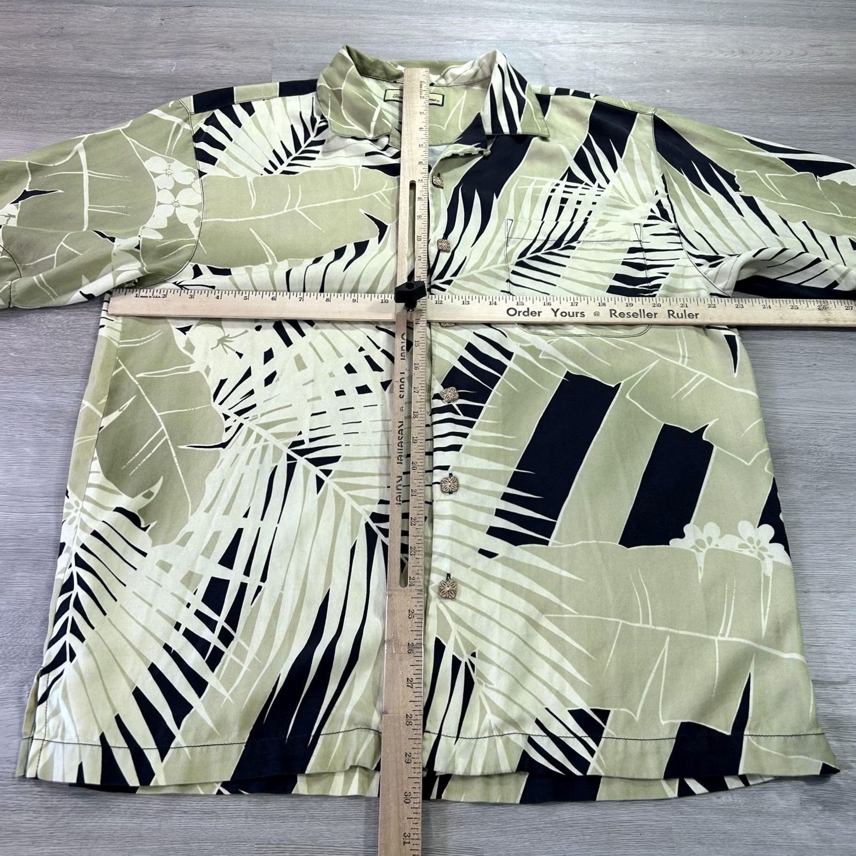 Tommy Bahama Tommy Bahama Shirt Mens Medium Green Leaf Hawaiian Tropical Silk Camp Button Up Shirt Size US M / EU 48-50 / 2 - 5 Thumbnail