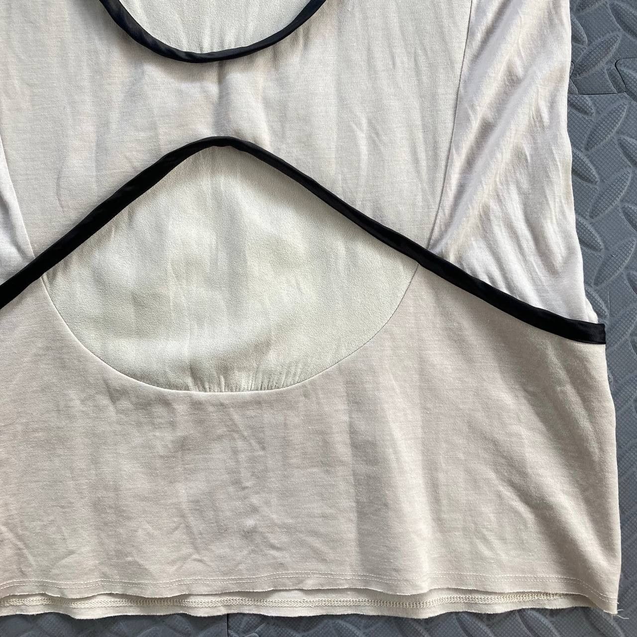 Issey Miyake 2010 Ready-To-Wear Fall Collection Piping Top Size S / US 4 / IT 40 - 9 Thumbnail