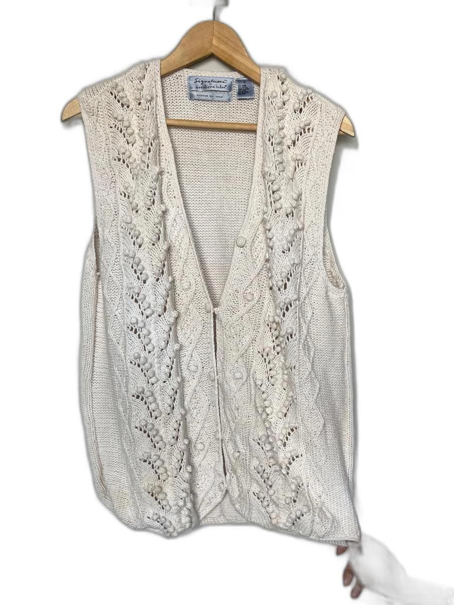 Kirkland Signature Vintage Cream Knitted Vest with Button Closure Size L / US 10 / IT 46 - 2 Thumbnail