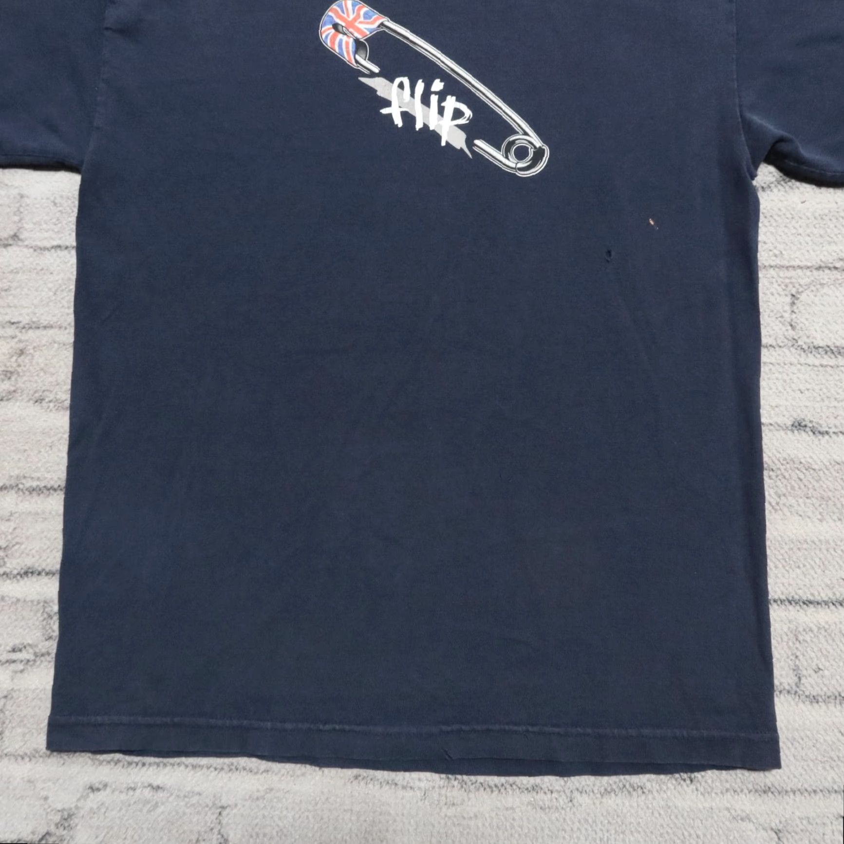 Blind Skateboards Vintage Flip Skateboards Shirt M Navy Men’s Size US M / EU 48-50 / 2 - 3 Thumbnail