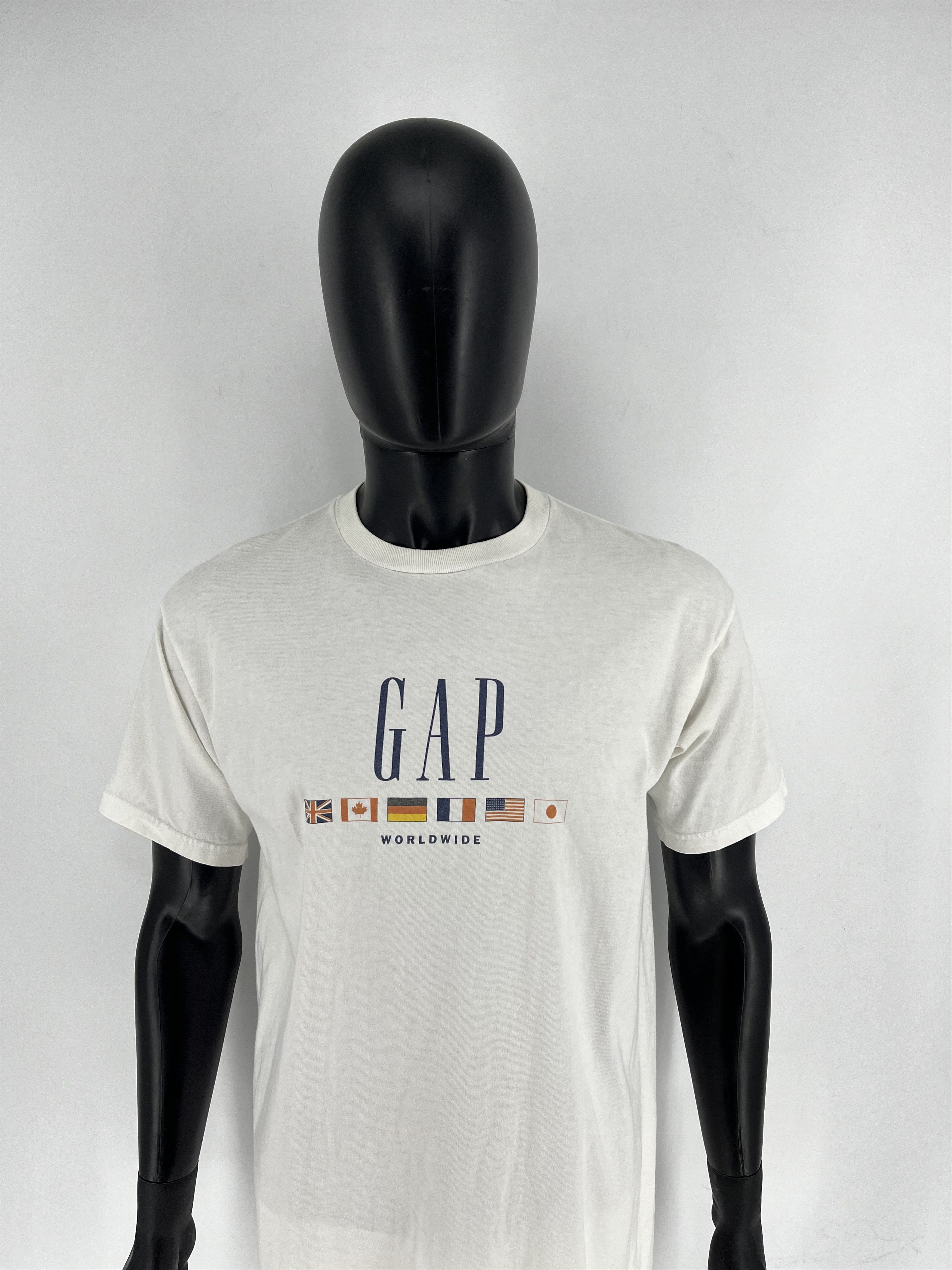 Gap Vintage 90s Gap Gap Worldwide Flag Print On Single Stitch Size US M / EU 48-50 / 2 - 5 Thumbnail