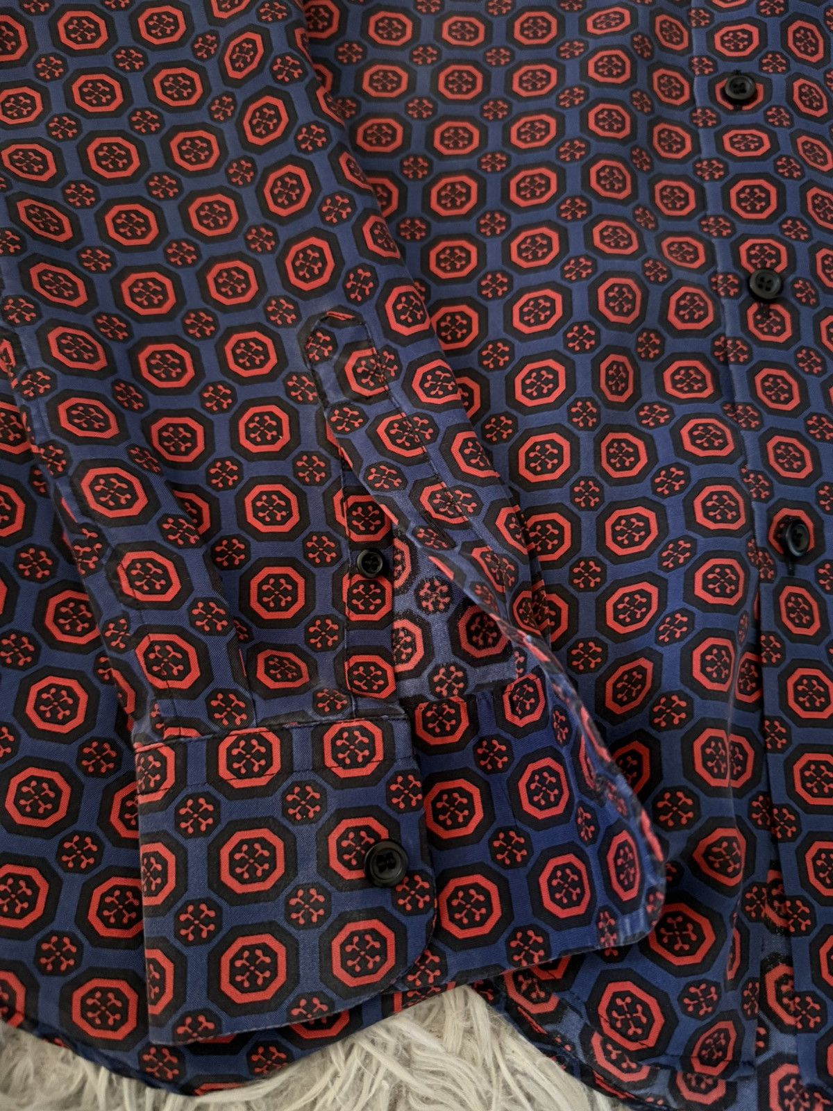 Prada 2015 printed silk shirt Size US S / EU 44-46 / 1 - 6 Thumbnail