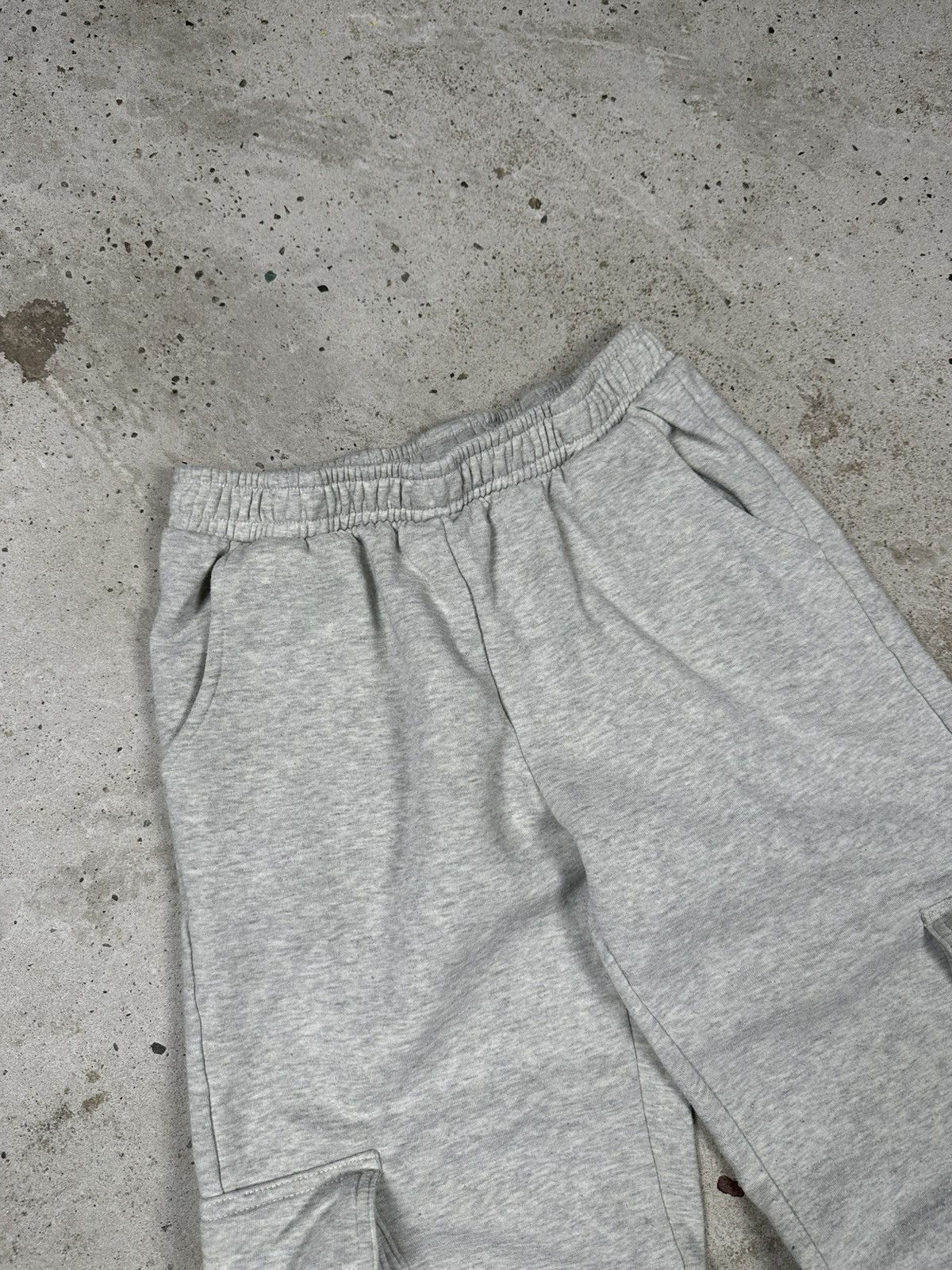 Japanese Brand × Vintage Vintage Y2K BAGGY Gray Cargo Sweatpants Size US 32 / EU 48 - 8 Thumbnail