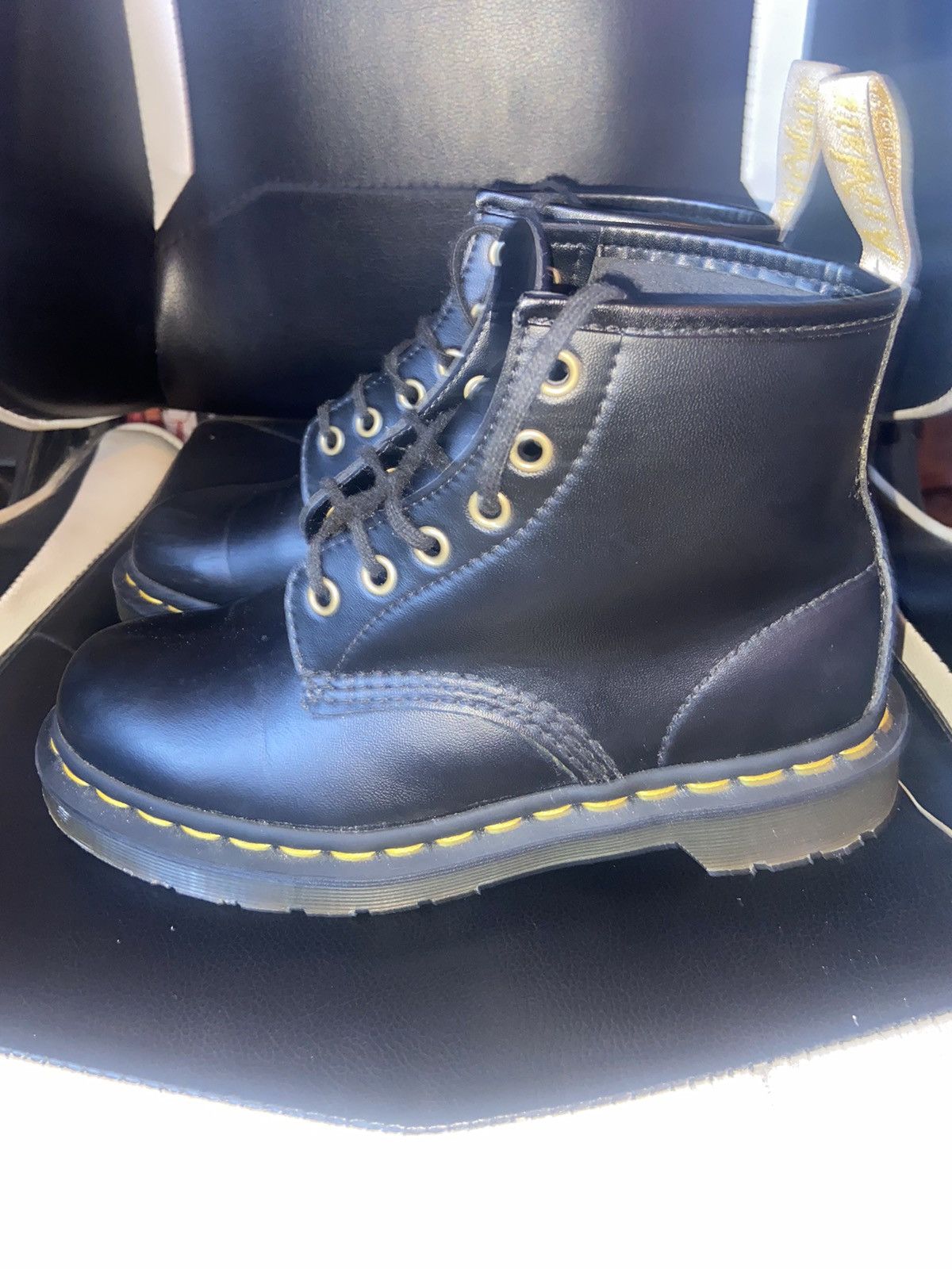 Dr. Martens Dr.Martens Ankle Boots Size US 6 / EU 39 - 2 Thumbnail