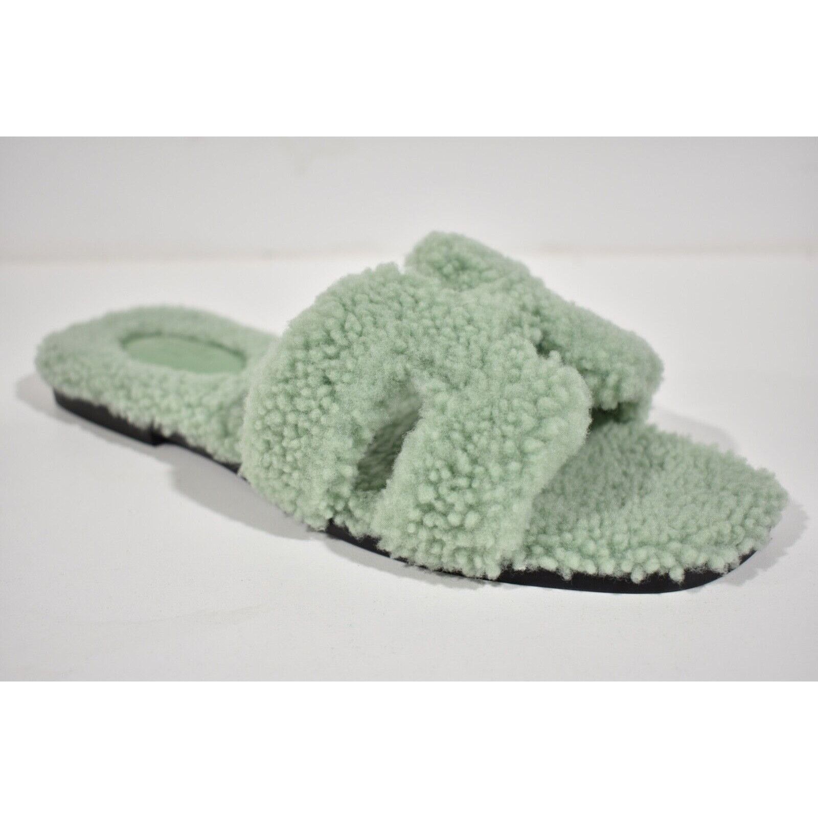 Hermes Hermes Oran Teddy Shearling Fur Green H Logo Slide Sandal Size US 9 / IT 39 - 5 Thumbnail
