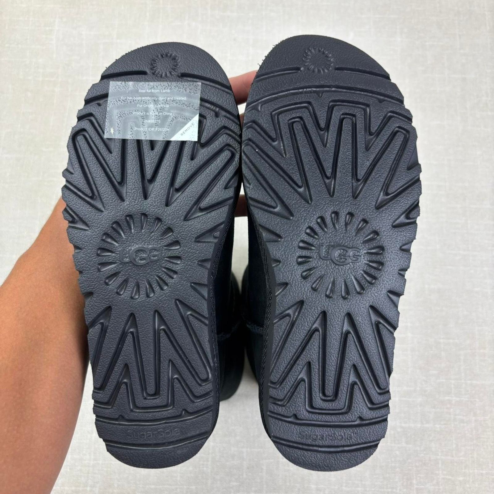 Ugg 🏴‍☠️ 2022 UGG Classic Short II Boot “Black” 5W Size US 9 / IT 39 - 5 Thumbnail