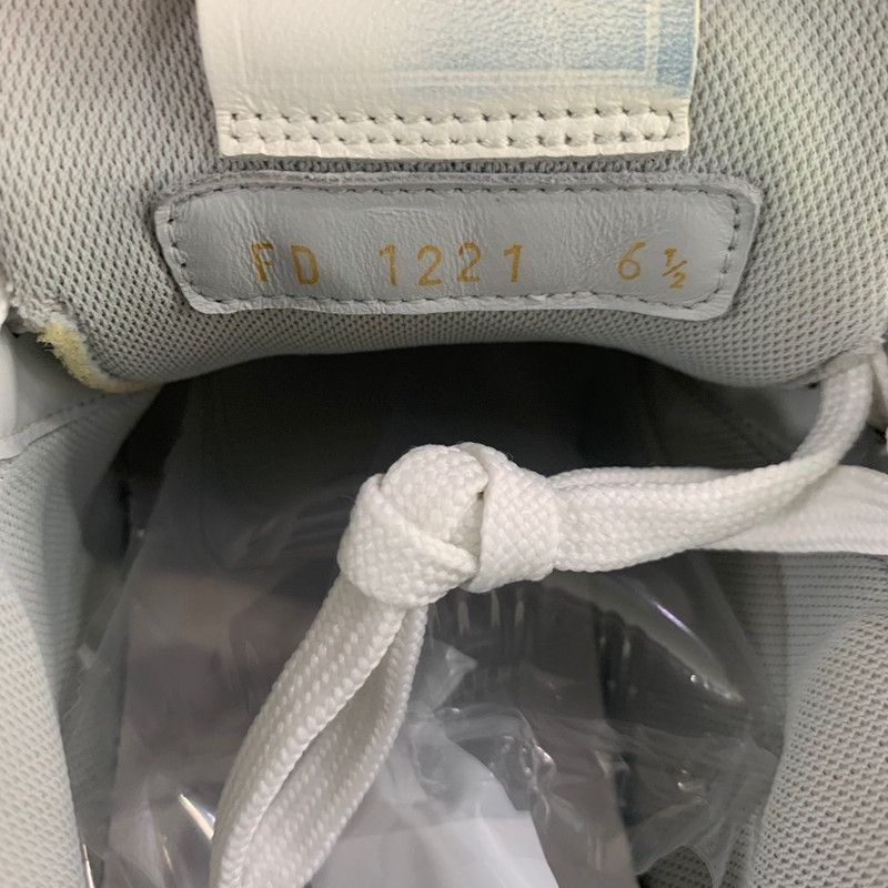 Louis Vuitton Louis Vuitton Trainer White Sneakers for All - Size US 9.5 / EU 42-43 - 5 Thumbnail