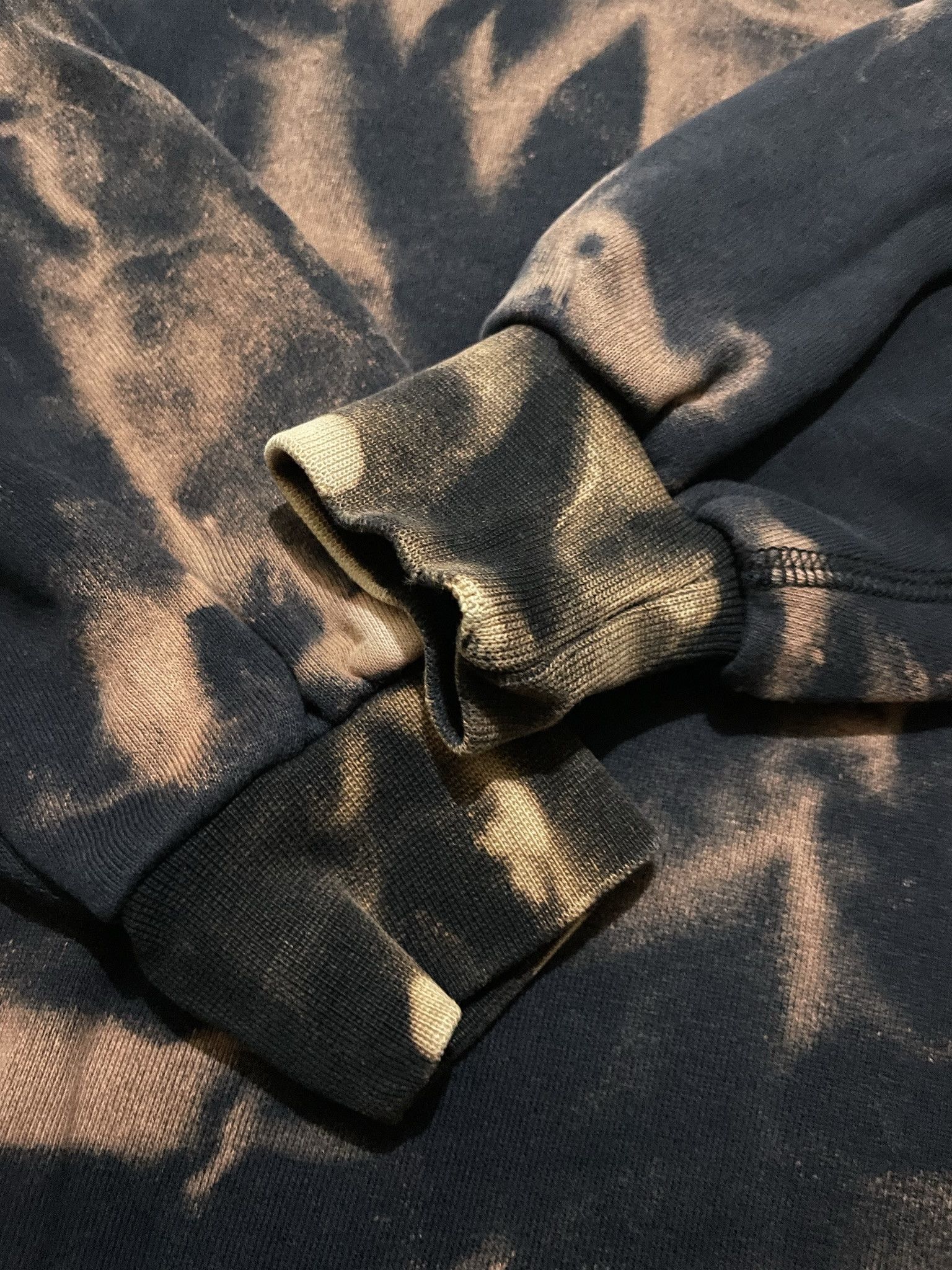 Bape Bape Pirate Tie Dye Pullover Hoodie Size US L / EU 52-54 / 3 - 5 Thumbnail