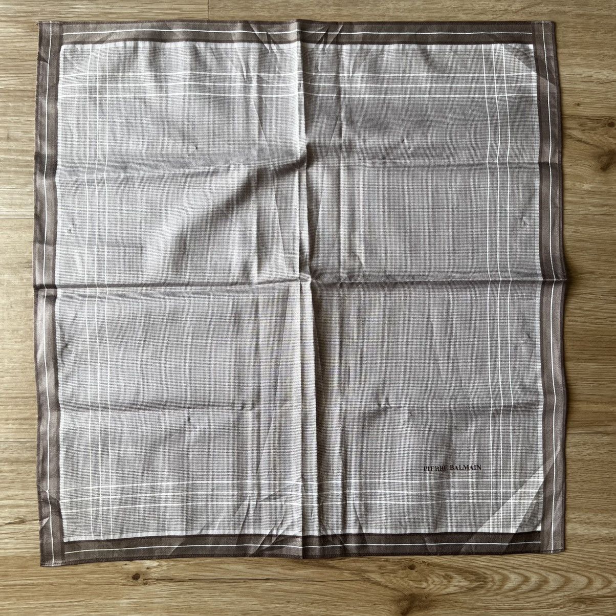 Pierre Balmain Pierre Balmain Handkerchief Scarf Size ONE SIZE - 2 Thumbnail