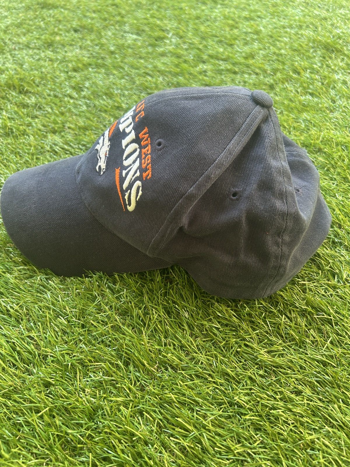 NFL × Vintage Vintage 2005 Denver Broncos AFC championship Hat Size ONE SIZE - 2 Thumbnail