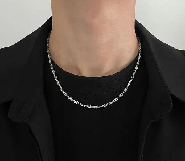 Jewelry Silver Twisted Chain Necklace Size ONE SIZE - 7 Thumbnail