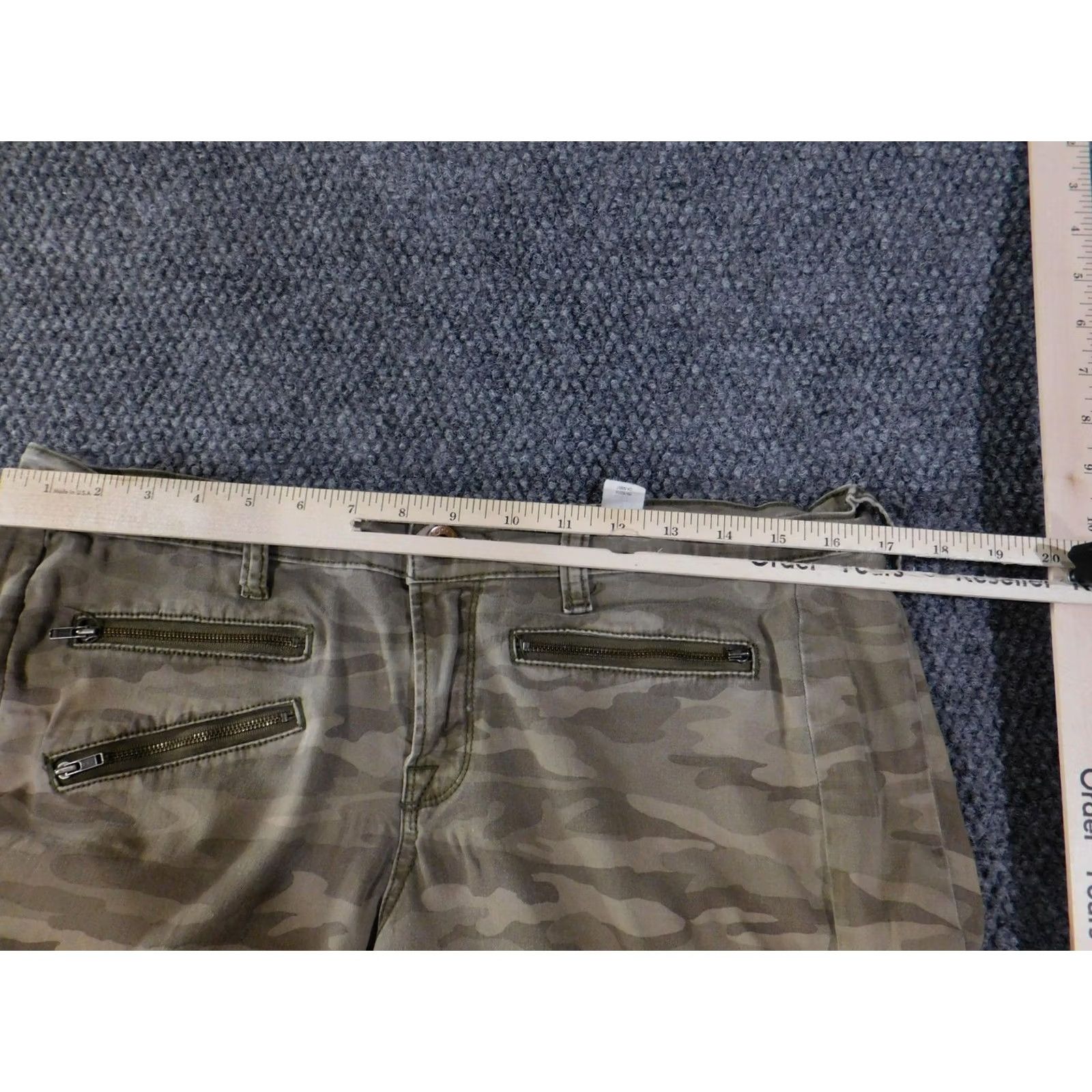 Lucky Brand Lucky Brand Charlie Skinny Cargo Pants Womens 14 Green Camouflage Ankle Zip Pockets Belt Loops Zip Fly 29in Inseam Mens? Size 36" / US 14 / IT 50 - 7 Thumbnail