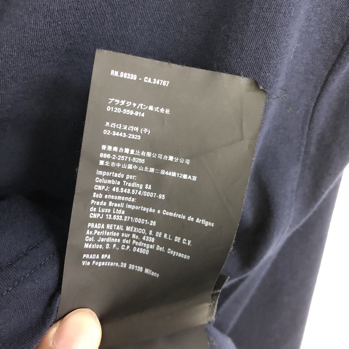 Prada Prada V Neck Plain T-shirt Size US S / EU 44-46 / 1 - 15 Thumbnail