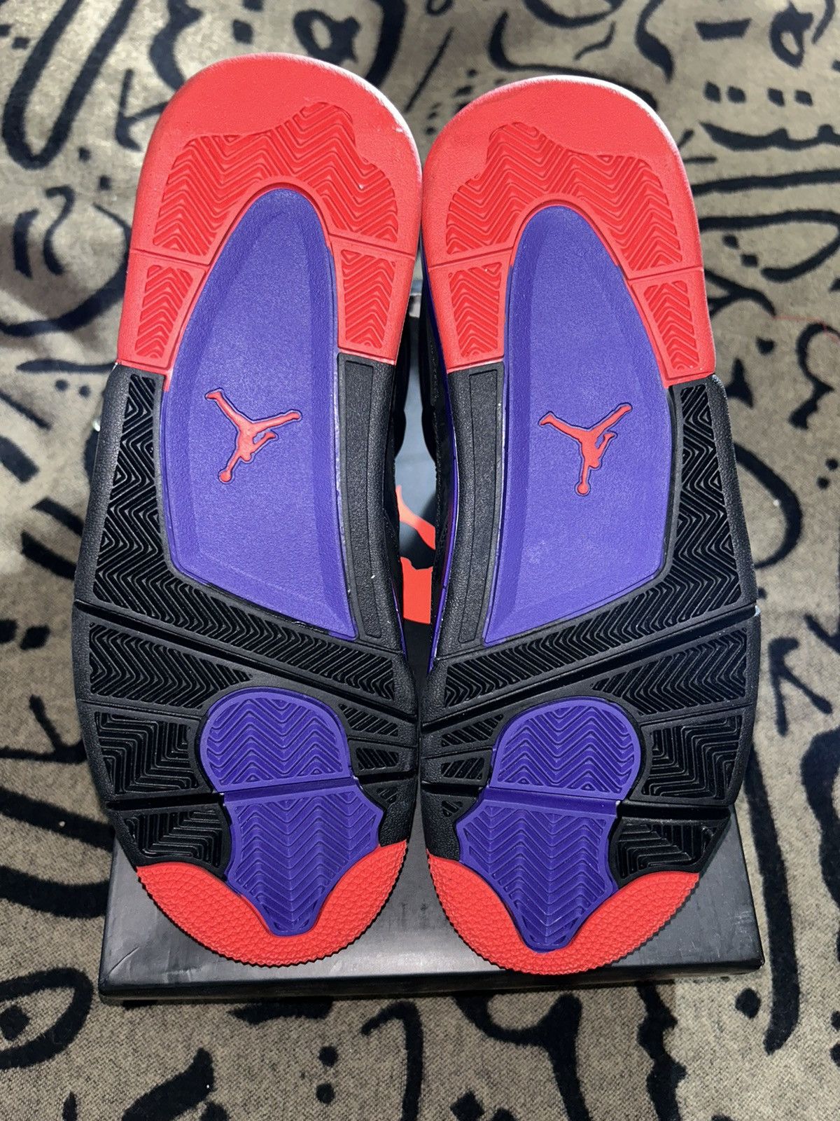 Jordan Brand 2019 Air jordan IV 4 “Drake Edition” Raptors Size US 9.5 / EU 42-43 - 7 Thumbnail