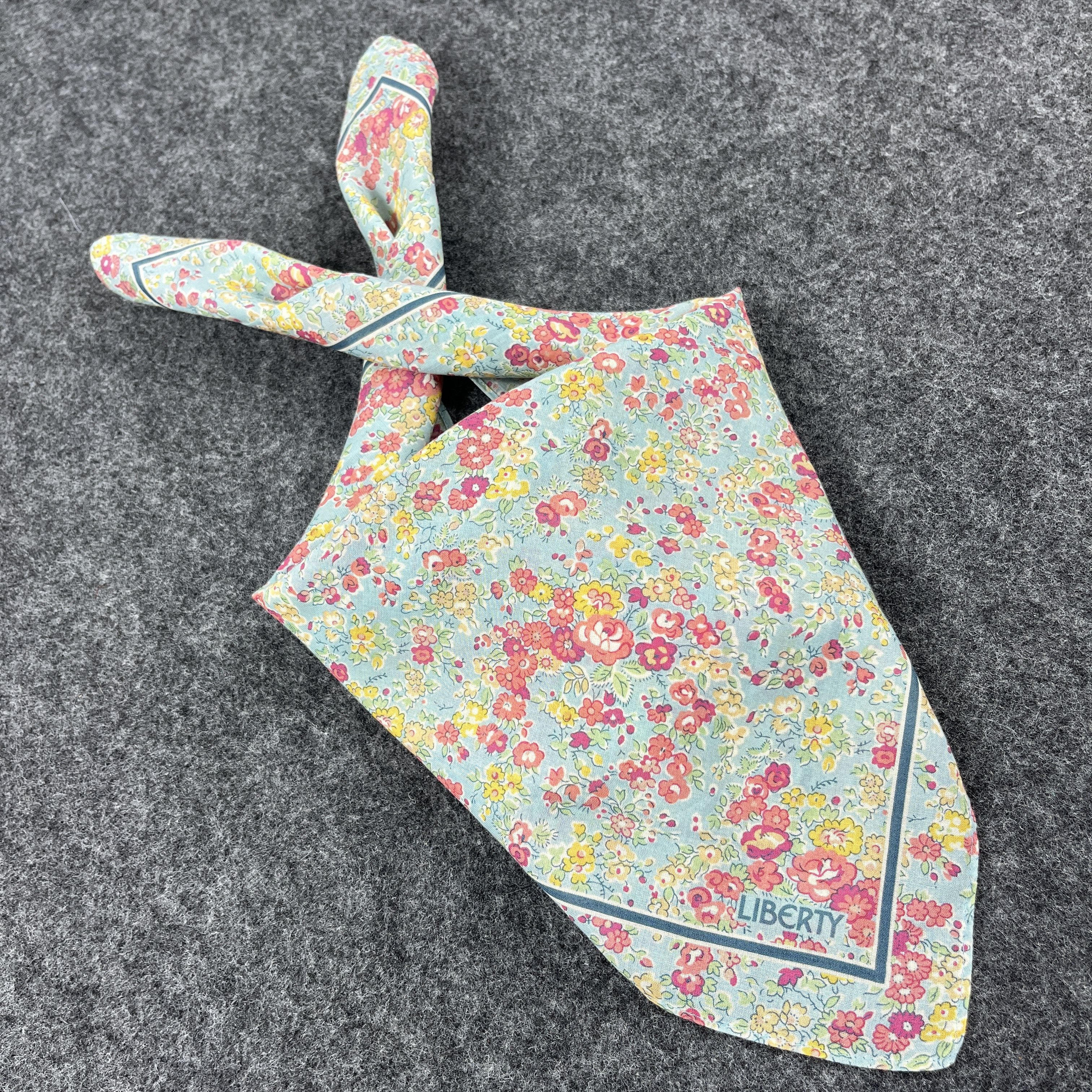 Liberty Liberty Floral Handkerchief / Bandana / Neckerchief B164 Size ONE SIZE - 11 Thumbnail