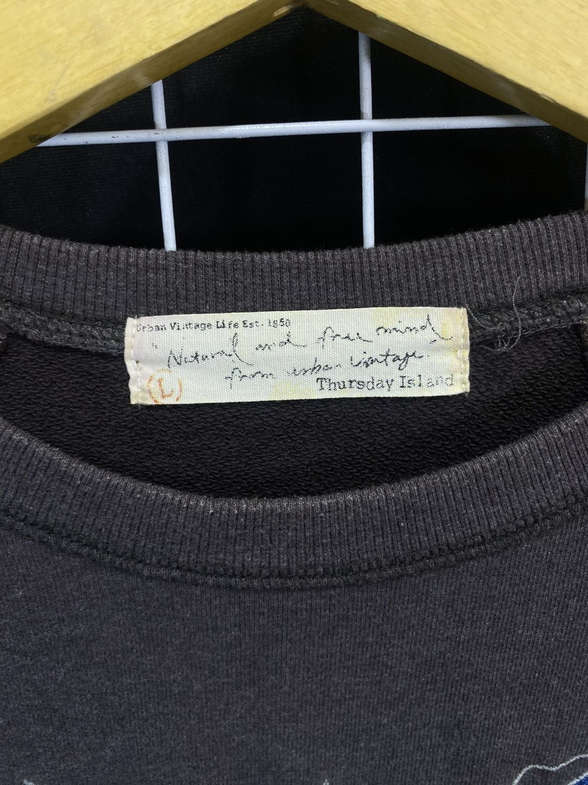 Vintage VINTAGE!!! 90s THURDAY ISLAND SWEATSHIRT Size US L / EU 52-54 / 3 - 4 Thumbnail